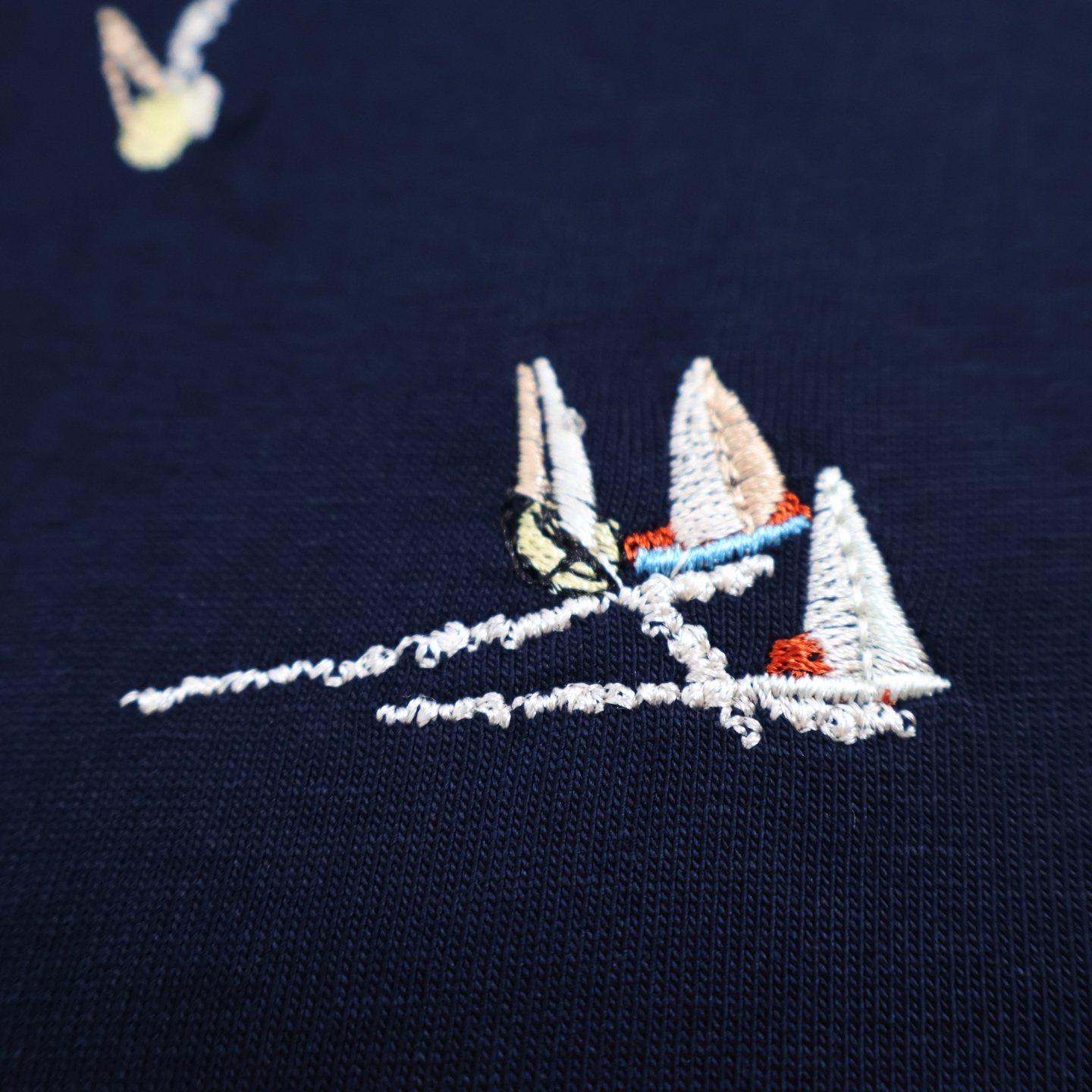 LOUIS VUITTON 路易威登 LV 千纸鹤刺绣 夏季 T恤 男女同款  短袖 黑色A2