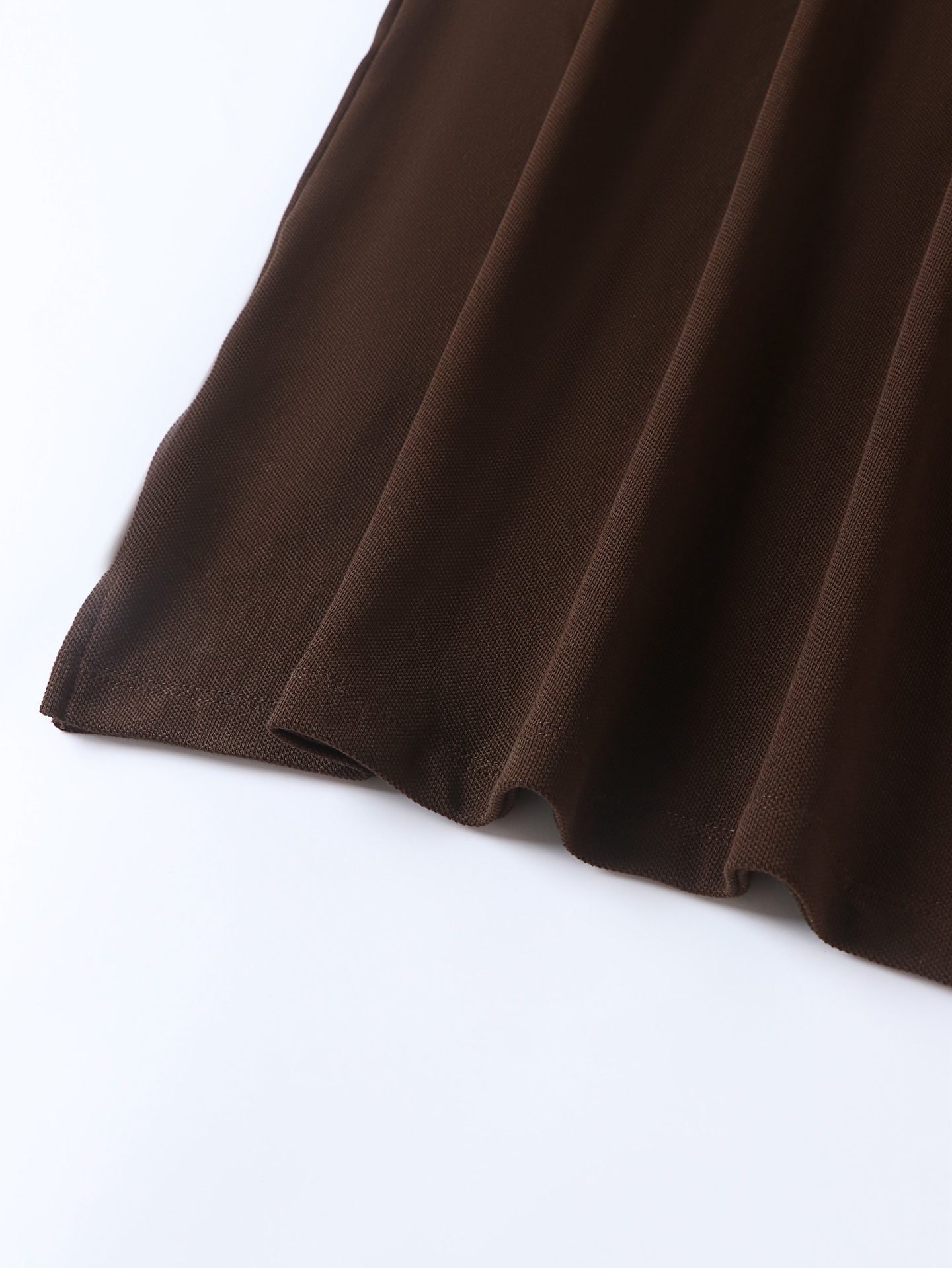 MIU MIU 假两件刺绣  圆领短袖 休闲T恤 夏季  棕色A2