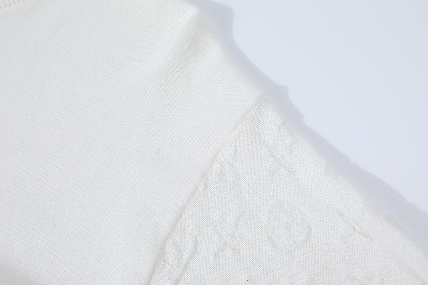 LOUIS VUITTON 路易威登 LV 提花暗纹logo 毛织 夏季 T恤 男女同款  短袖 黑色 白色 棕色A5