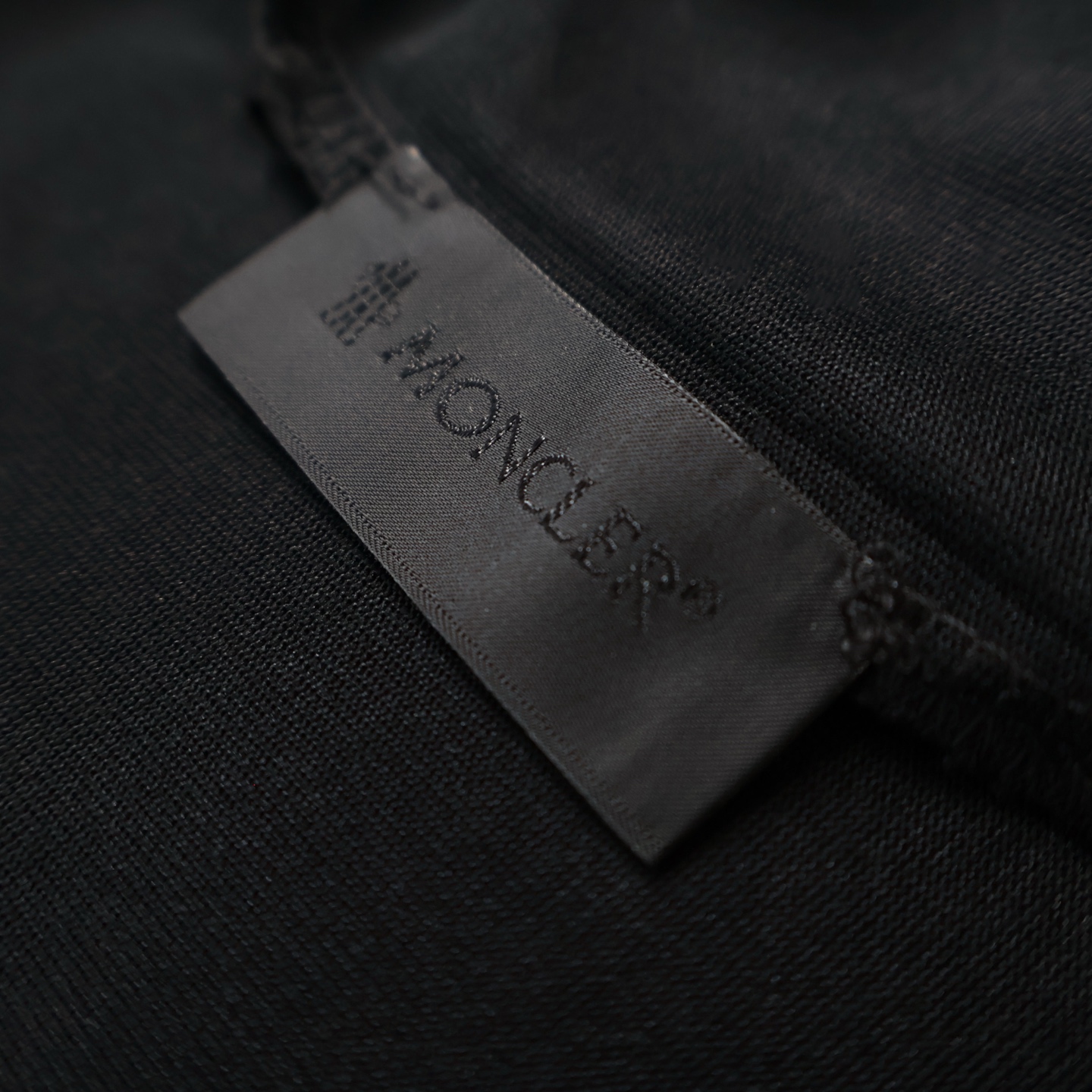 Moncler 蒙口 胸章标识 圆领 宽松 透气 短袖T恤 白色 黑色-A2