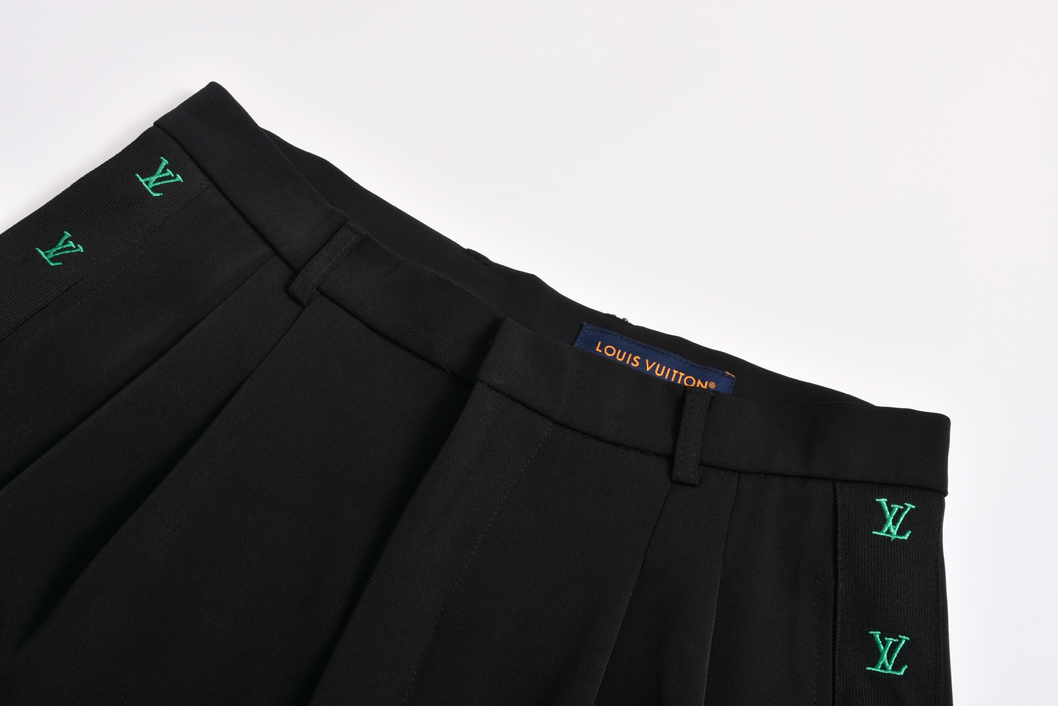 LOUIS VUITTON  路易威登 LV 渐变刺绣织带西裤  直筒 裤子 长裤 黑色C0