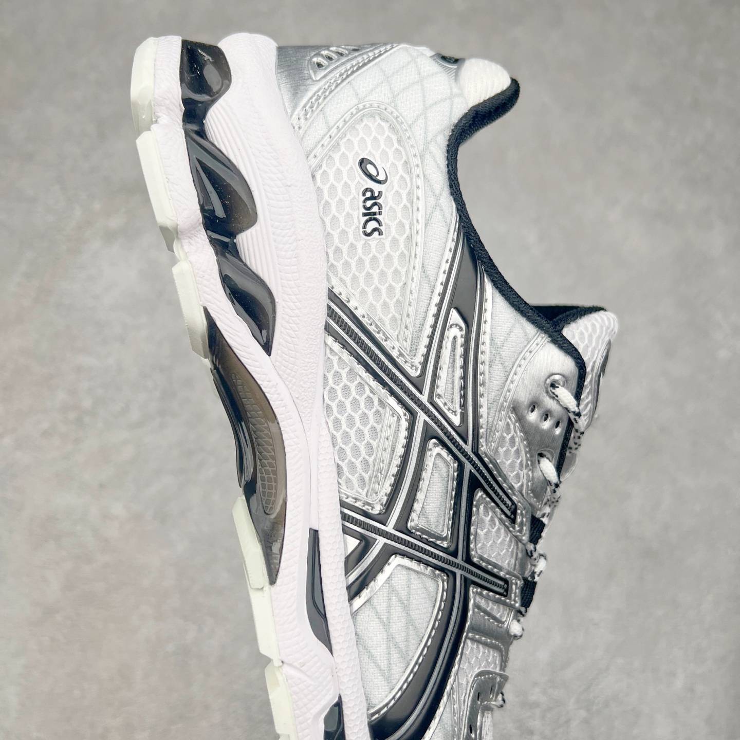 ASICS Gel-Nimbus 10.1 亚瑟士 低筒 减震 户外机能 运动鞋 跑步鞋  休闲鞋 板鞋 波鞋 男女同款  白灰