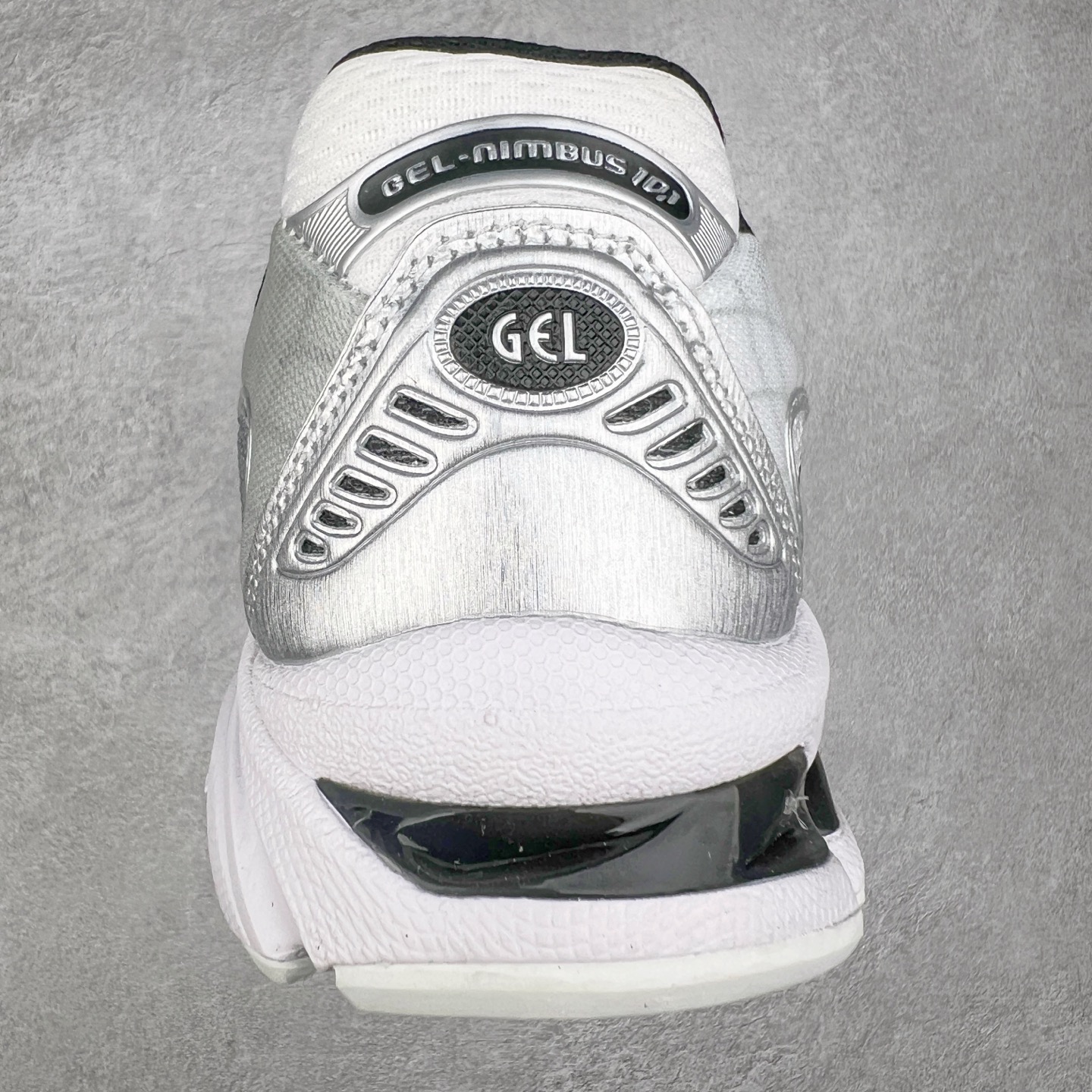 ASICS Gel-Nimbus 10.1 亚瑟士 低筒 减震 户外机能 运动鞋 跑步鞋  休闲鞋 板鞋 波鞋 男女同款  白灰