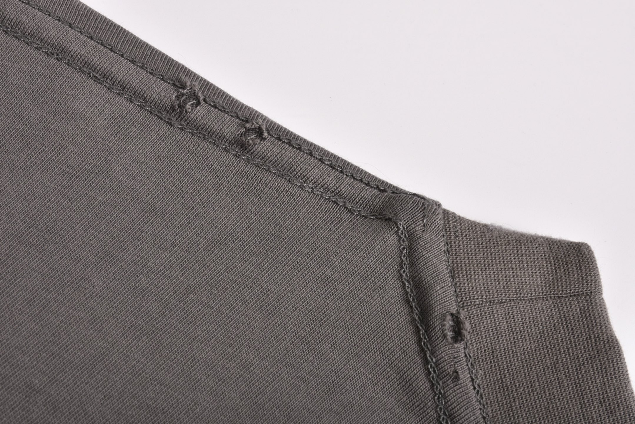 Balenciaga 巴黎世家  人类字母 龟裂 印花 短袖 T恤 圆领 短款 夏季 棕褐色A2