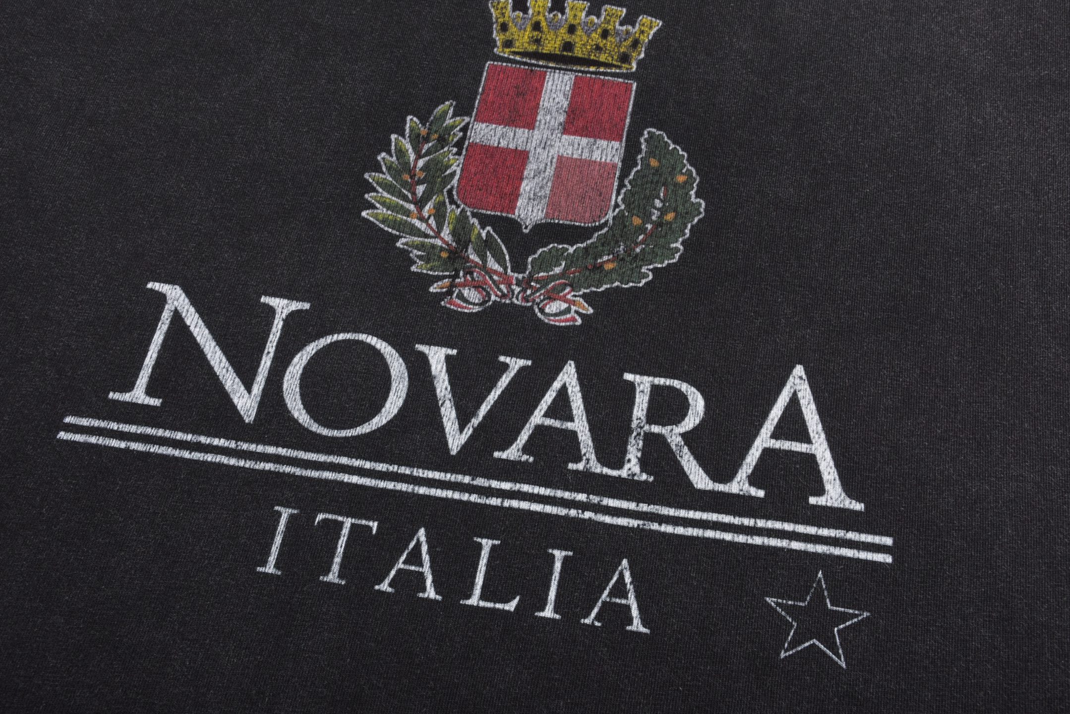 Balenciaga 巴黎世家 NOVARA 皇冠十字架龟裂 印花 短袖 T恤 圆领 短款 夏季 洗水灰 811688TRVP21055