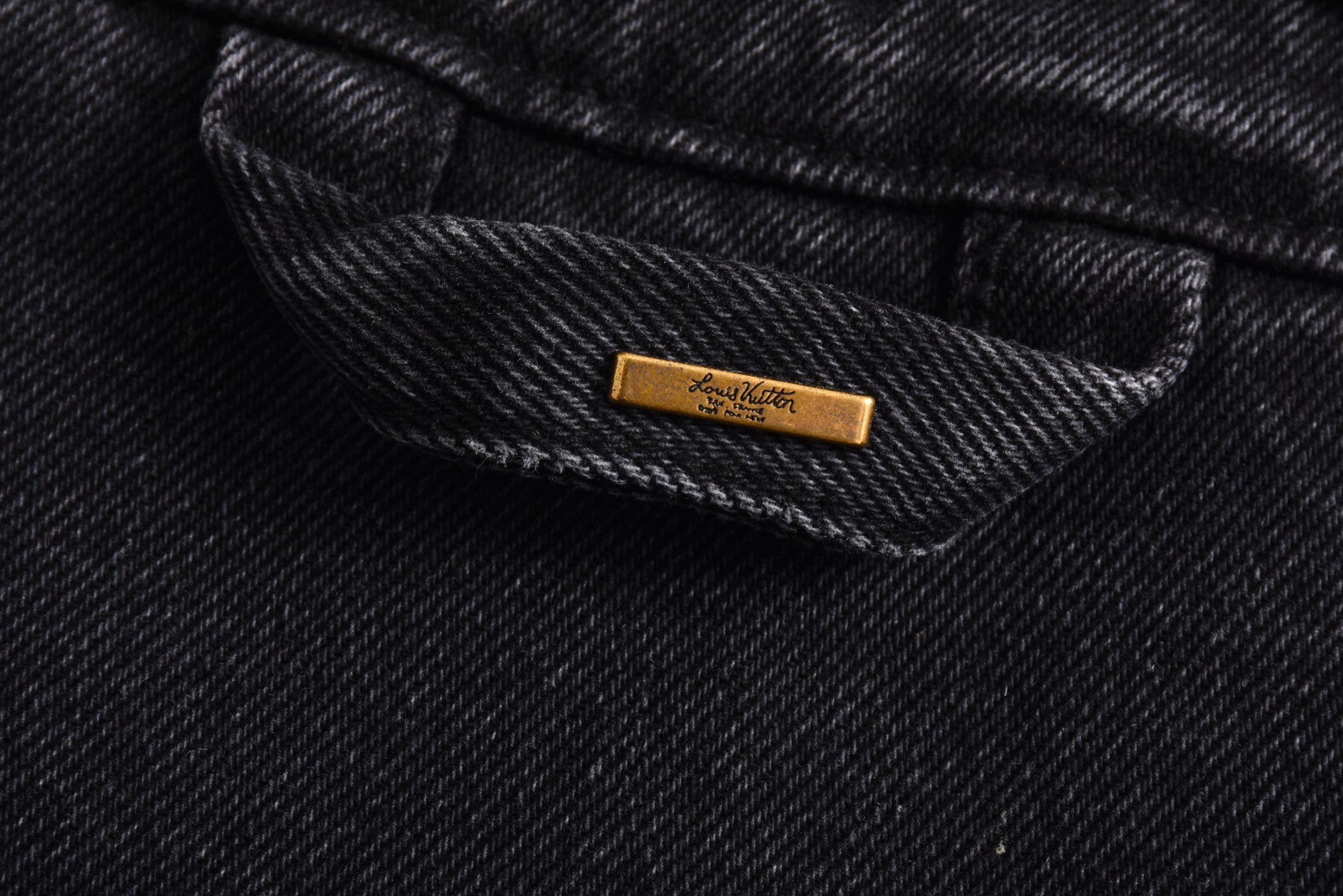 LOUIS VUITTON 路易威登 LV 浮雕压花  短袖 牛仔衬衫 黑色-B0 