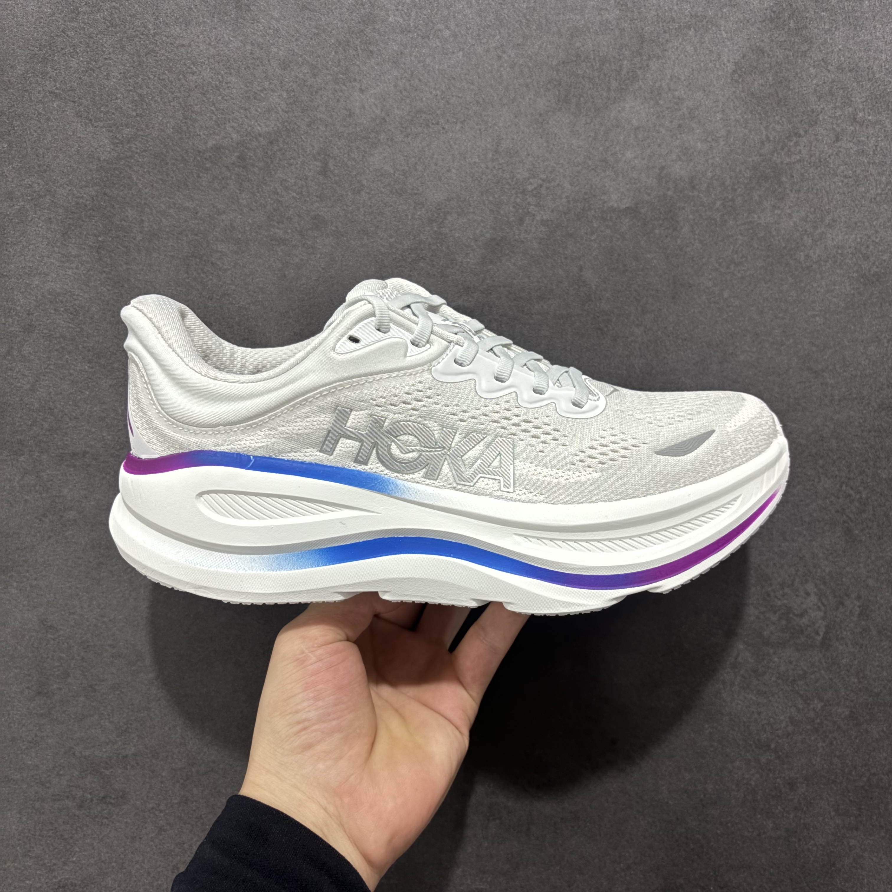 HOKA ONE ONE Bondi 9   邦迪 9 九代 舒适防滑耐磨低帮休闲跑步鞋 波鞋  灰白 1162014-CYWH