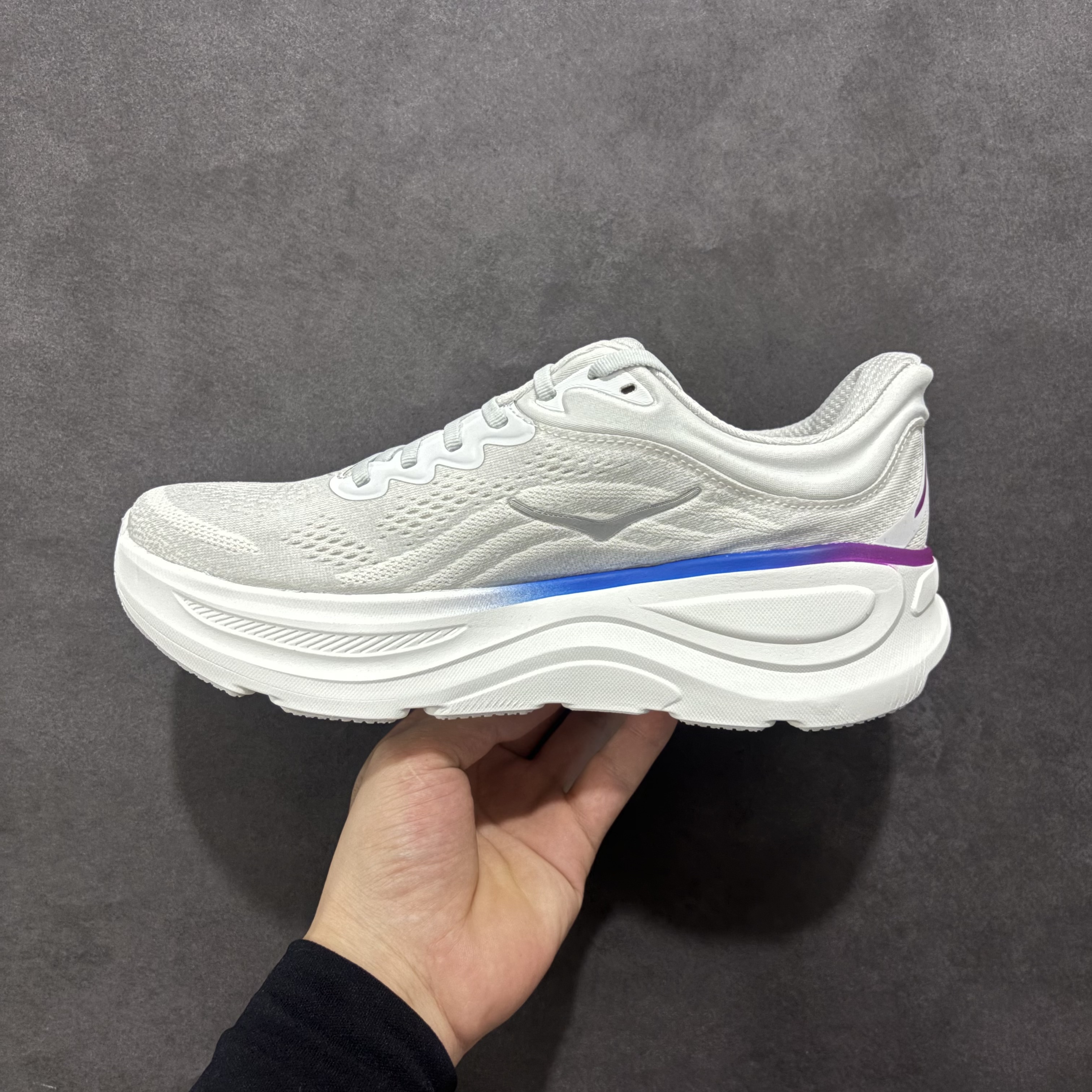 HOKA ONE ONE Bondi 9   邦迪 9 九代 舒适防滑耐磨低帮休闲跑步鞋 波鞋  灰白 1162014-CYWH