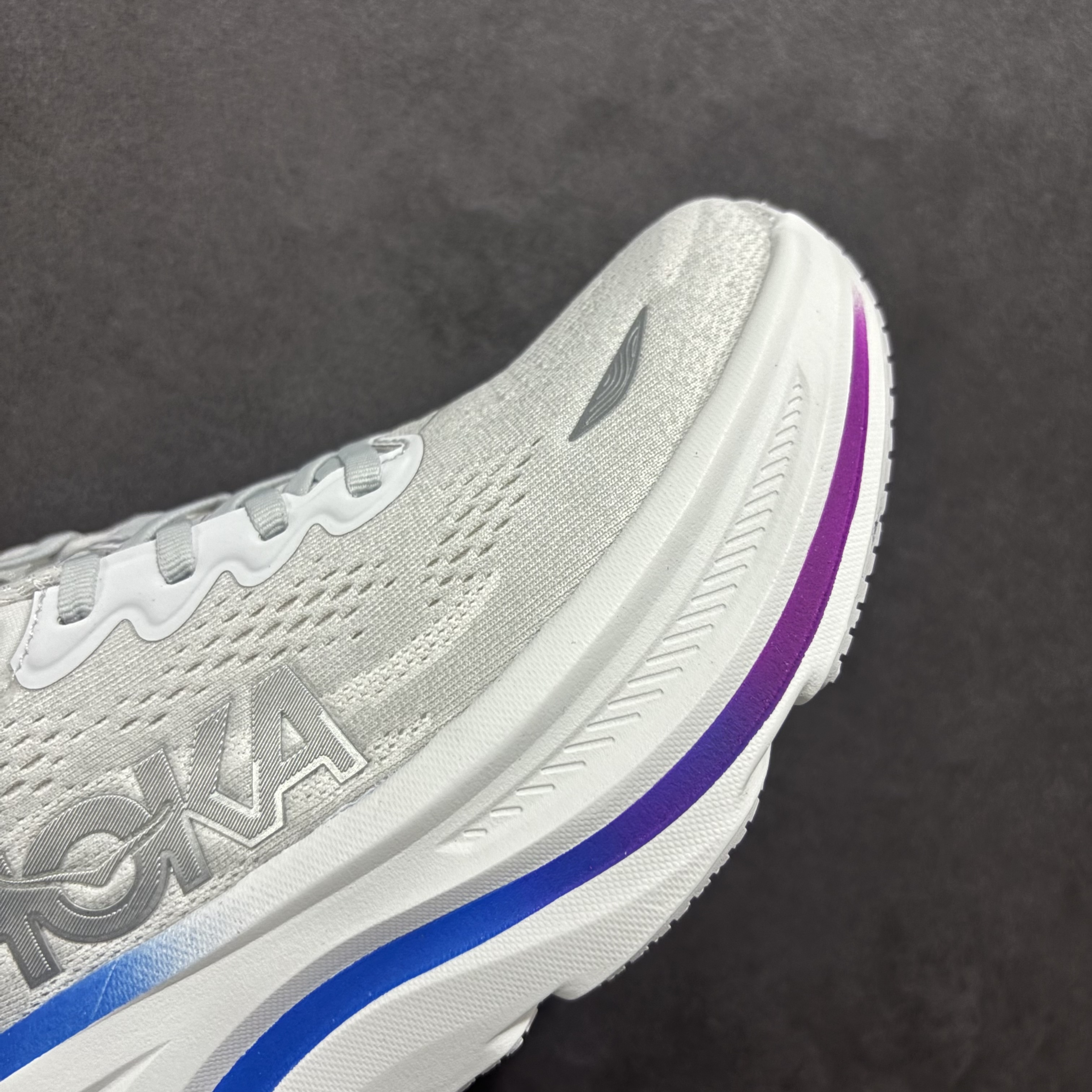HOKA ONE ONE Bondi 9   邦迪 9 九代 舒适防滑耐磨低帮休闲跑步鞋 波鞋  灰白 1162014-CYWH