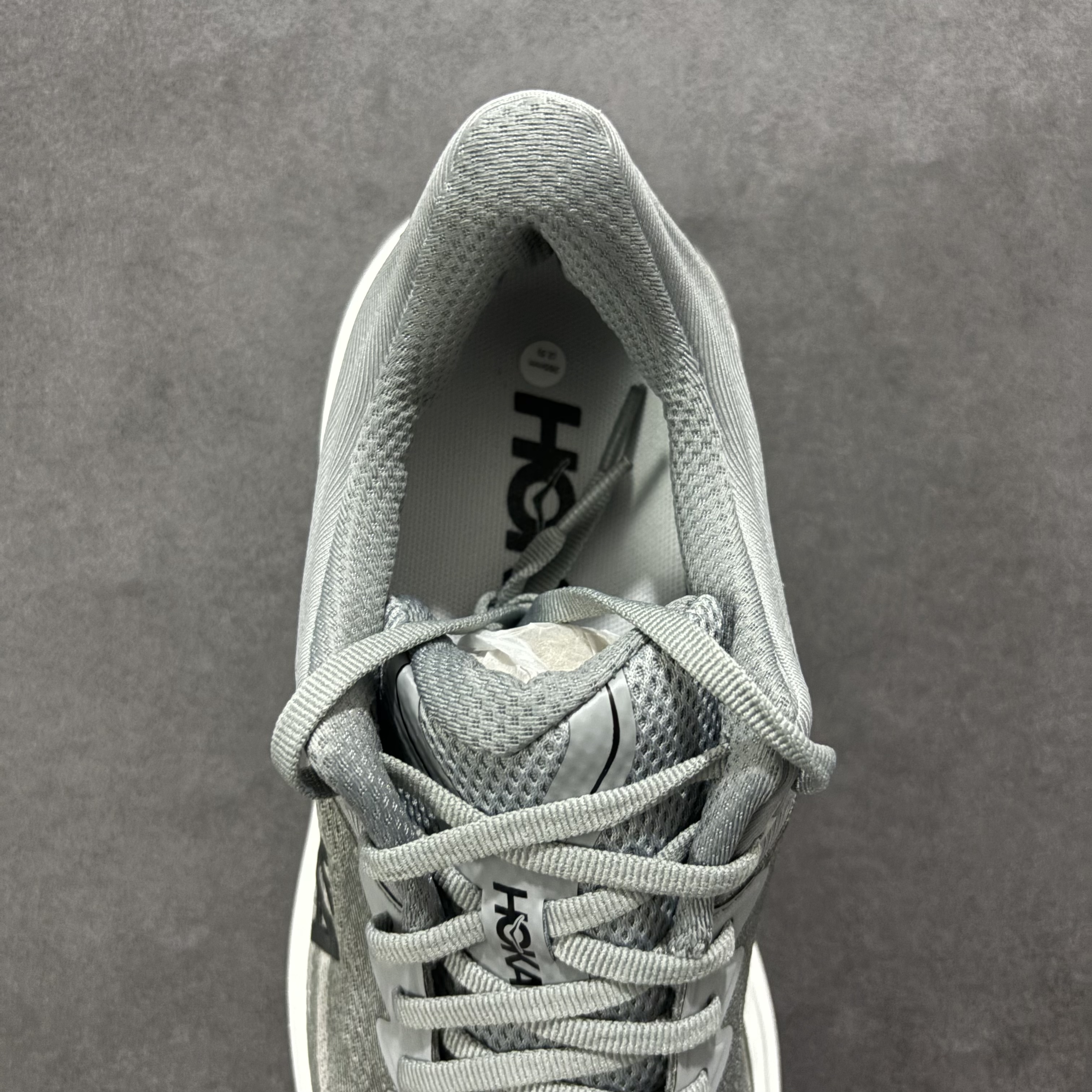 HOKA ONE ONE Bondi 9   邦迪 9 九代 舒适防滑耐磨低帮休闲跑步鞋 波鞋 灰色 1162011-GCTC