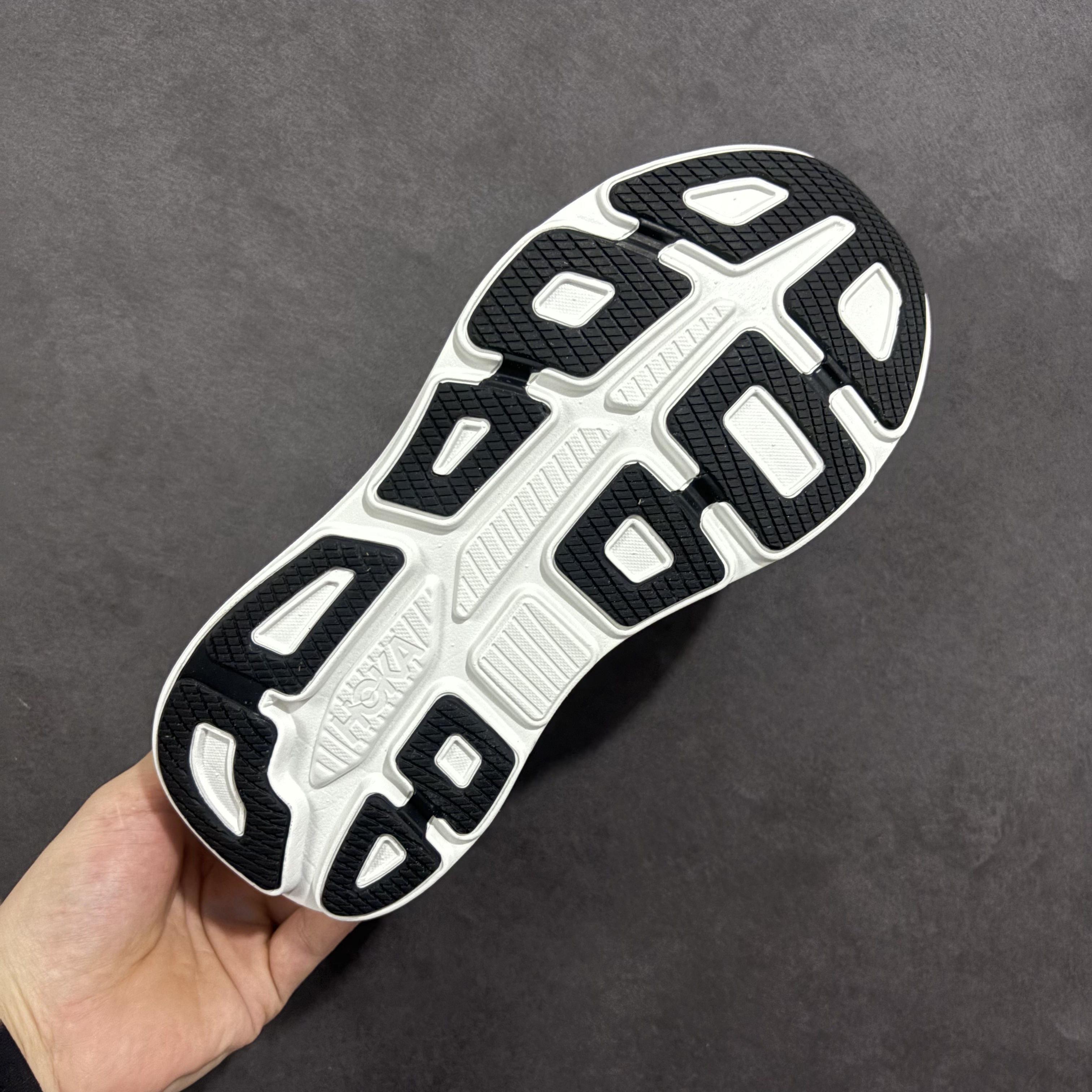 HOKA ONE ONE Bondi 9   邦迪 9 九代 舒适防滑耐磨低帮休闲跑步鞋 波鞋 灰色 1162011-GCTC