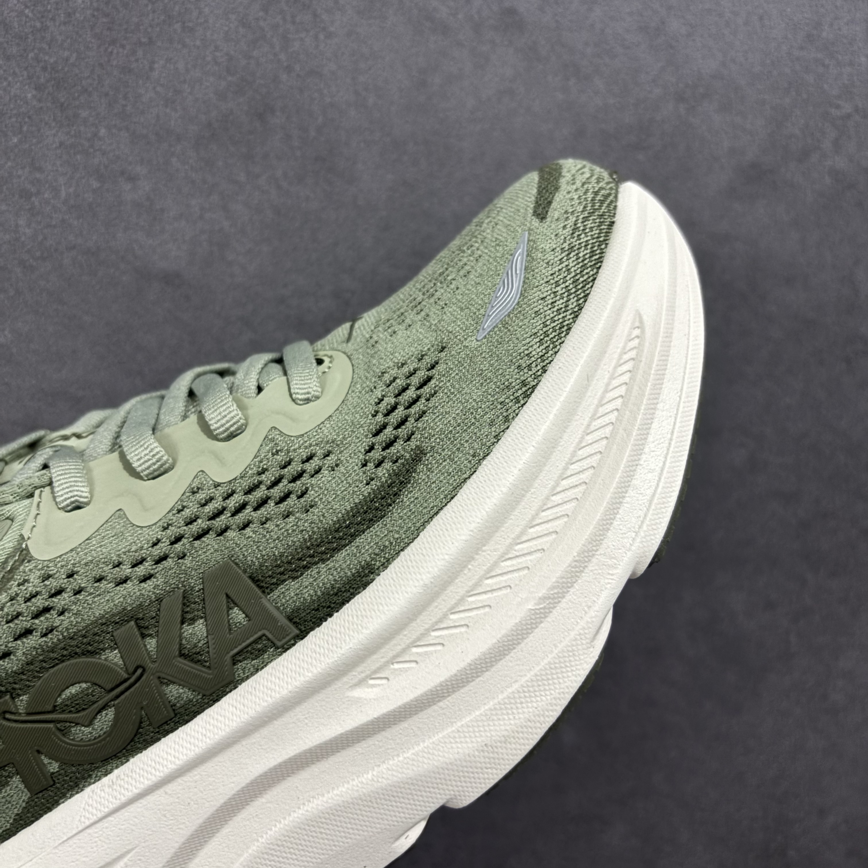 HOKA ONE ONE Bondi 9   邦迪 9 九代 舒适防滑耐磨低帮休闲跑步鞋 波鞋 绿色 1162011-SSSC