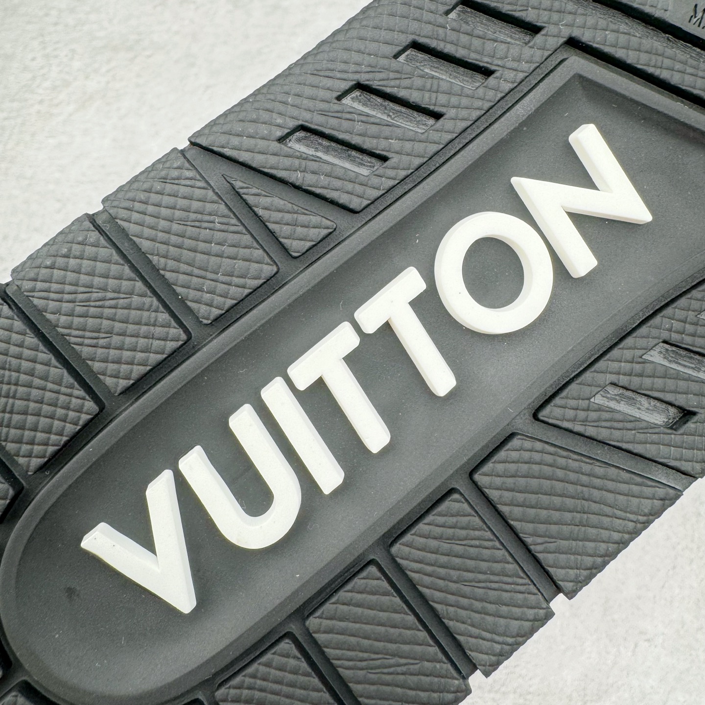 Louis Vuitton Takashi Murakami  LV Trainer 路易威登 低筒 休闲鞋 板鞋 运动鞋 男鞋 女鞋 村上隆黑色1AHEKZ