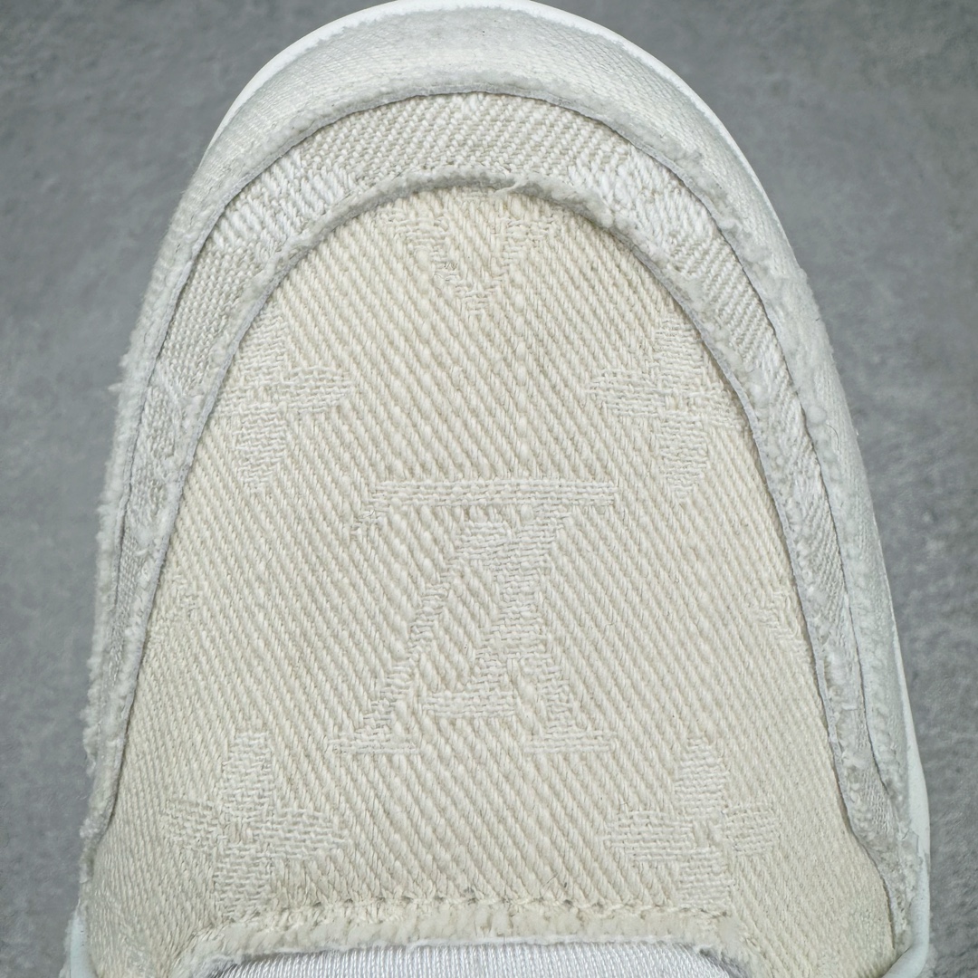 Louis Vuitton  LV Trainer 路易威登 低筒 休闲鞋 板鞋 运动鞋 男鞋 女鞋  米色印花 1AC689