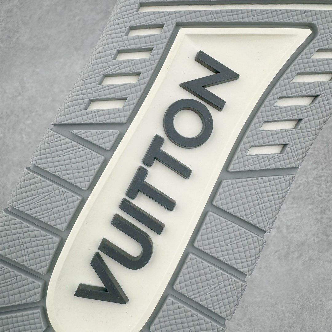 Louis Vuitton  LV Trainer 路易威登 低筒 休闲鞋 板鞋 运动鞋 男鞋 女鞋  粉绿黑 1ACEFV