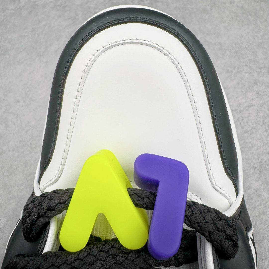 Louis Vuitton 路易威登 Trainer Maxi LV 小胖丁 低筒 休闲鞋 板鞋 运动鞋 男鞋 女鞋 黑白 1ABZQ9