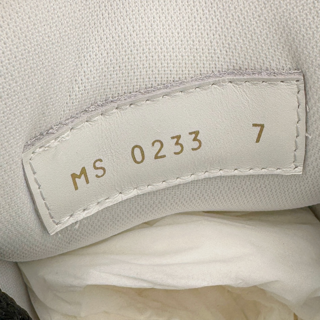 Louis Vuitton 路易威登 Trainer Maxi LV 小胖丁 低筒 休闲鞋 板鞋 运动鞋 男鞋 女鞋 黑白 1ABZQ9