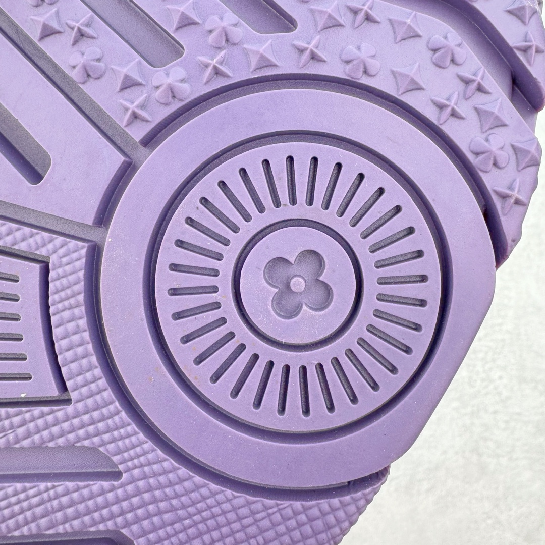 Louis Vuitton 路易威登 Trainer Maxi LV 小胖丁 低筒 休闲鞋 板鞋 运动鞋 男鞋 女鞋 紫色 1ACN2T