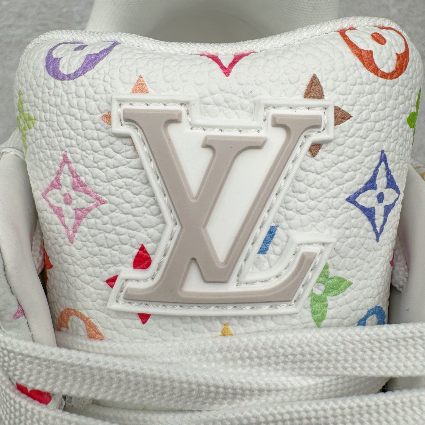  Louis Vuitton Takashi Murakami  LV  Trainer  路易威登 低筒 休闲鞋 板鞋 运动鞋 男鞋 女鞋 村上隆白色