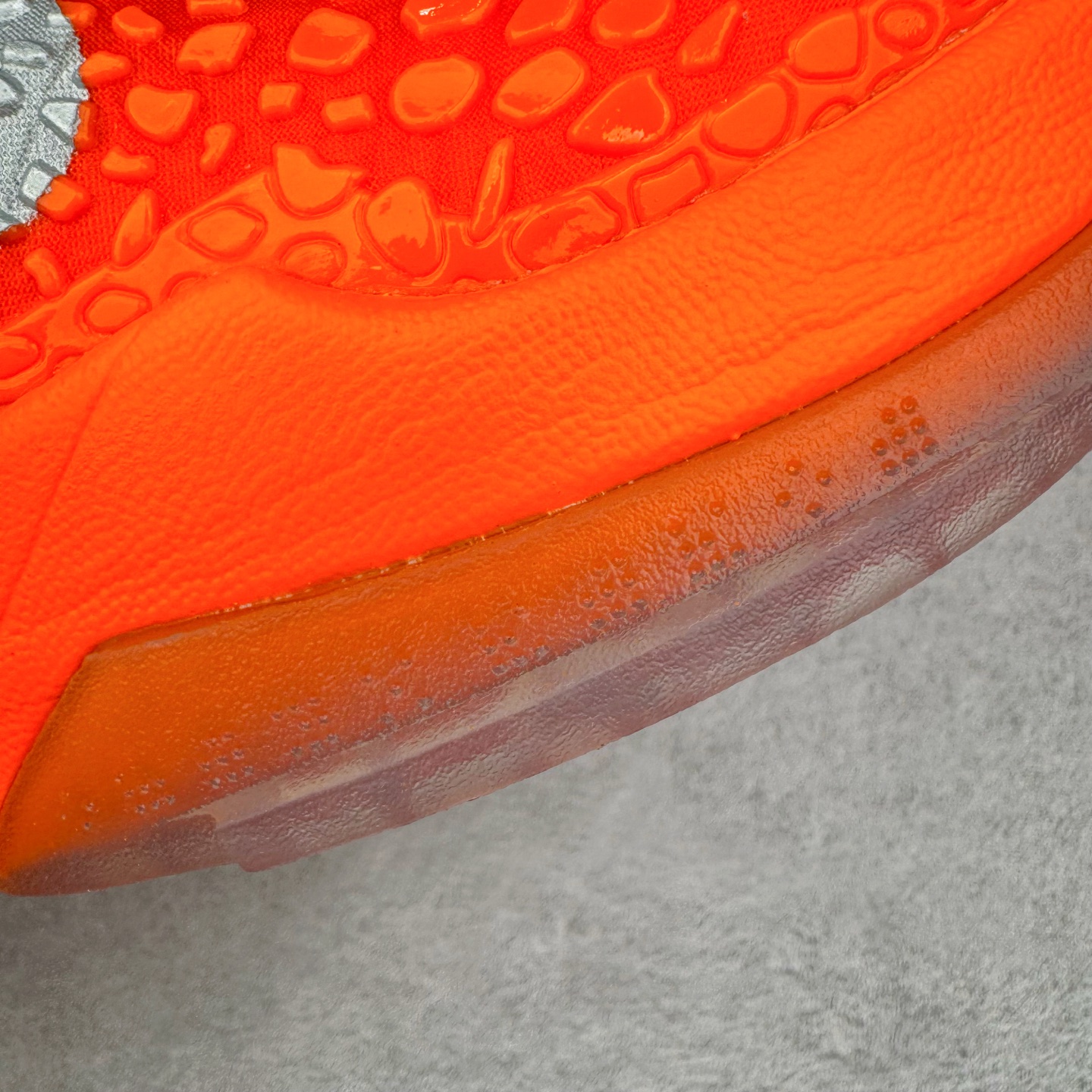 S2 Kobe6 Total Orange 前掌Zoom Turbo 气垫 后掌EVA缓震 低筒 球鞋 籃球鞋 實戰鞋  真碳板 男鞋  波鞋  橙银色 IH1871-800