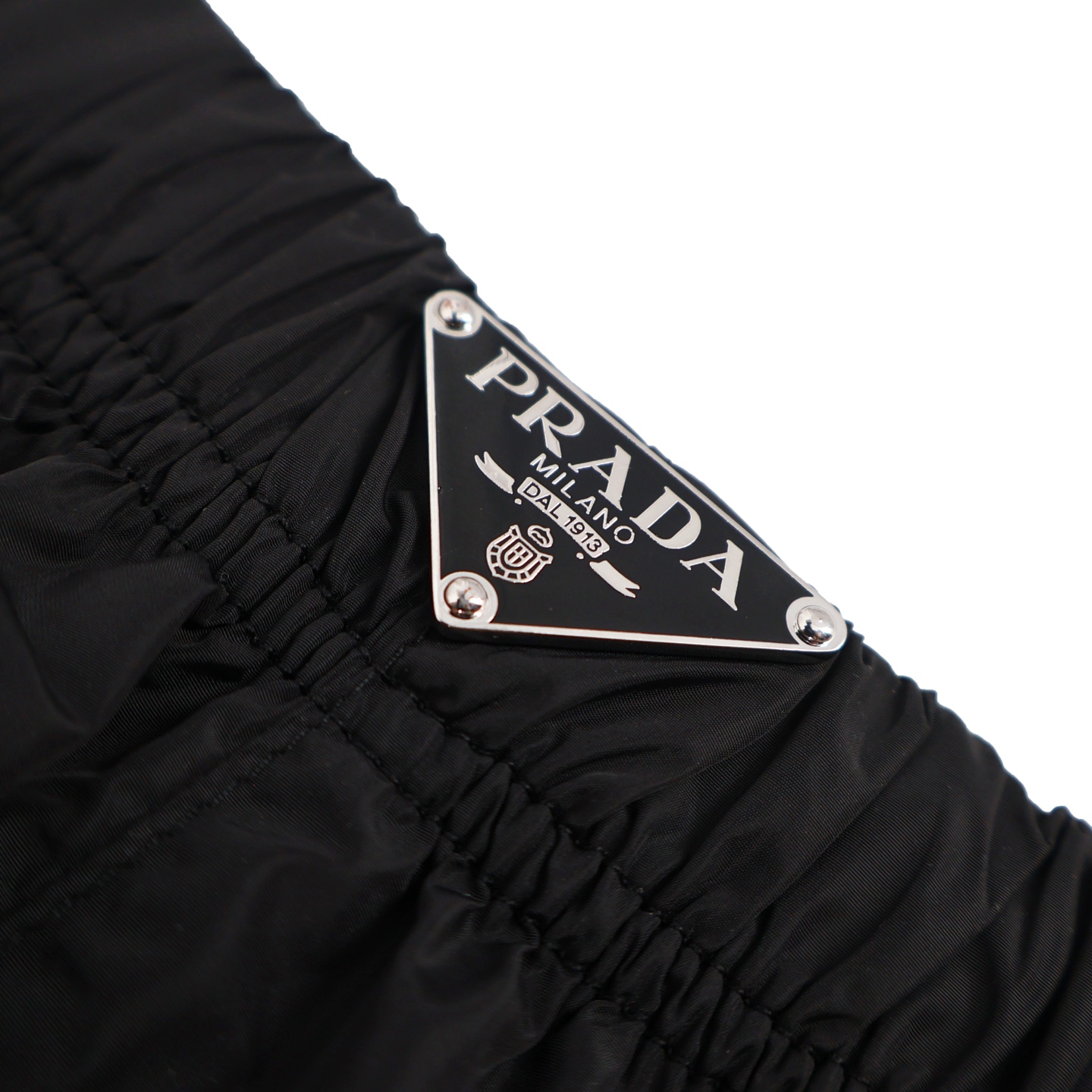 PALACE 普拉达 三角标纯色 松紧 直筒休闲短裤 男款 黑色-A2 UB372SOOO1WQ9-F0002