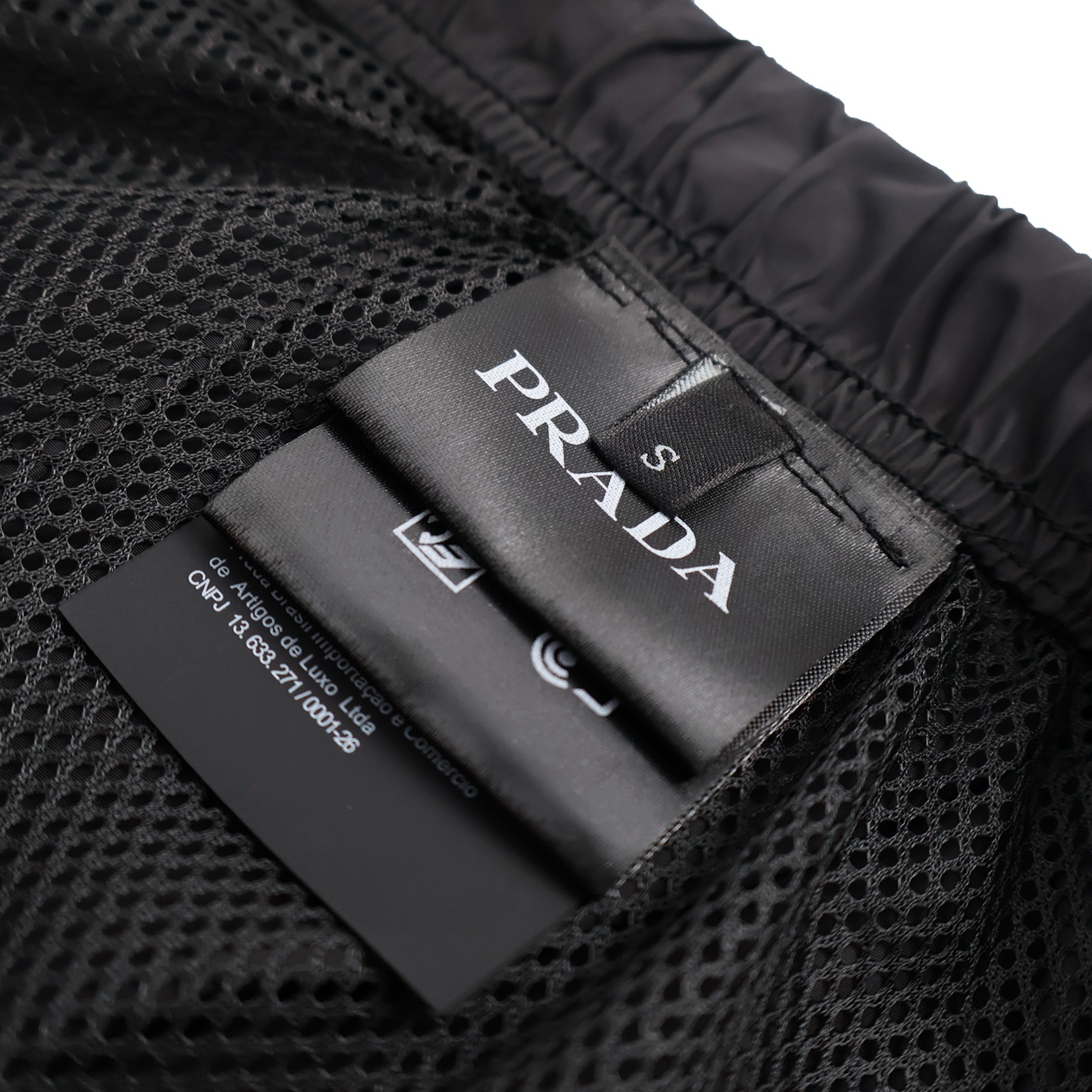 PALACE 普拉达 三角标纯色 松紧 直筒休闲短裤 男款 黑色-A2 UB372SOOO1WQ9-F0002