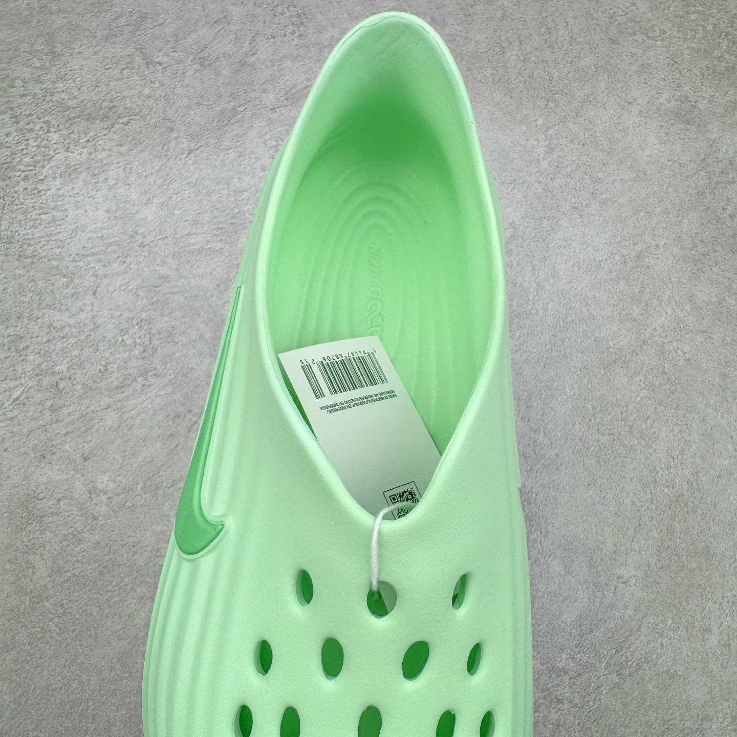 正确复合底 Nike Reactx Rejuven8 洞洞鞋 简约舒适  室外拖鞋 男女同款 绿色 HV5062-700