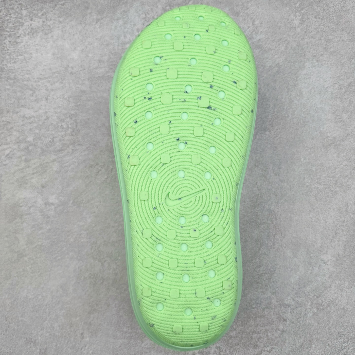 正确复合底 Nike Reactx Rejuven8 洞洞鞋 简约舒适  室外拖鞋 男女同款 绿色 HV5062-700