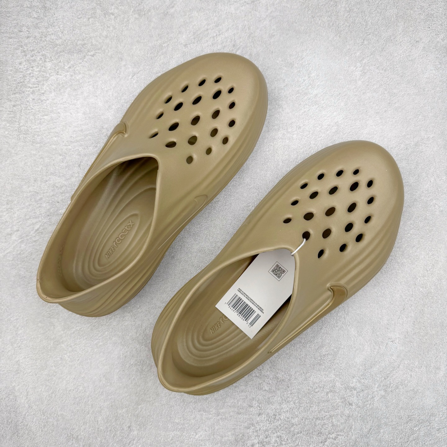 正确复合底 Nike Reactx Rejuven8 洞洞鞋 简约舒适  室外拖鞋 男女同款 卡其  HV5060-200