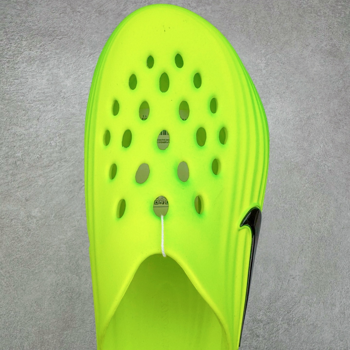 正确复合底 Nike Reactx Rejuven8 洞洞鞋 简约舒适  室外拖鞋 男女同款 荧光绿  HV5060-300