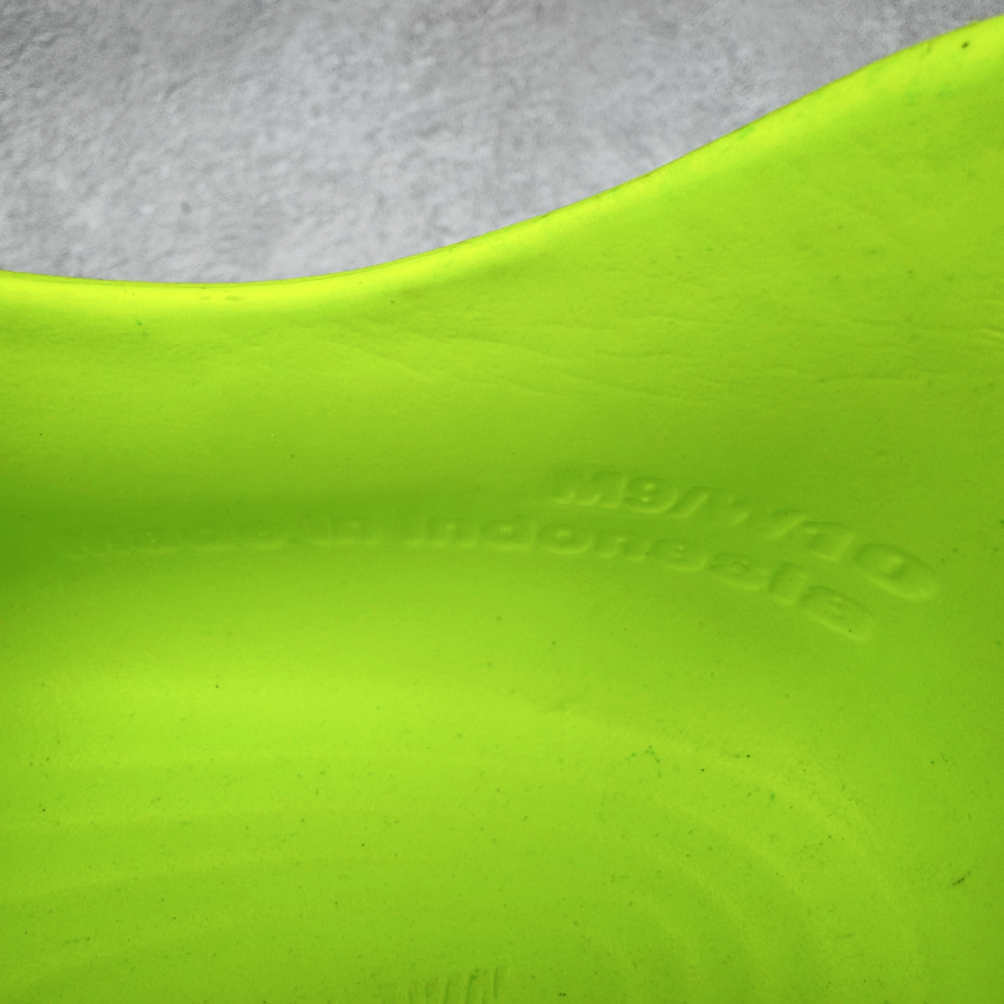 正确复合底 Nike Reactx Rejuven8 洞洞鞋 简约舒适  室外拖鞋 男女同款 荧光绿  HV5060-300