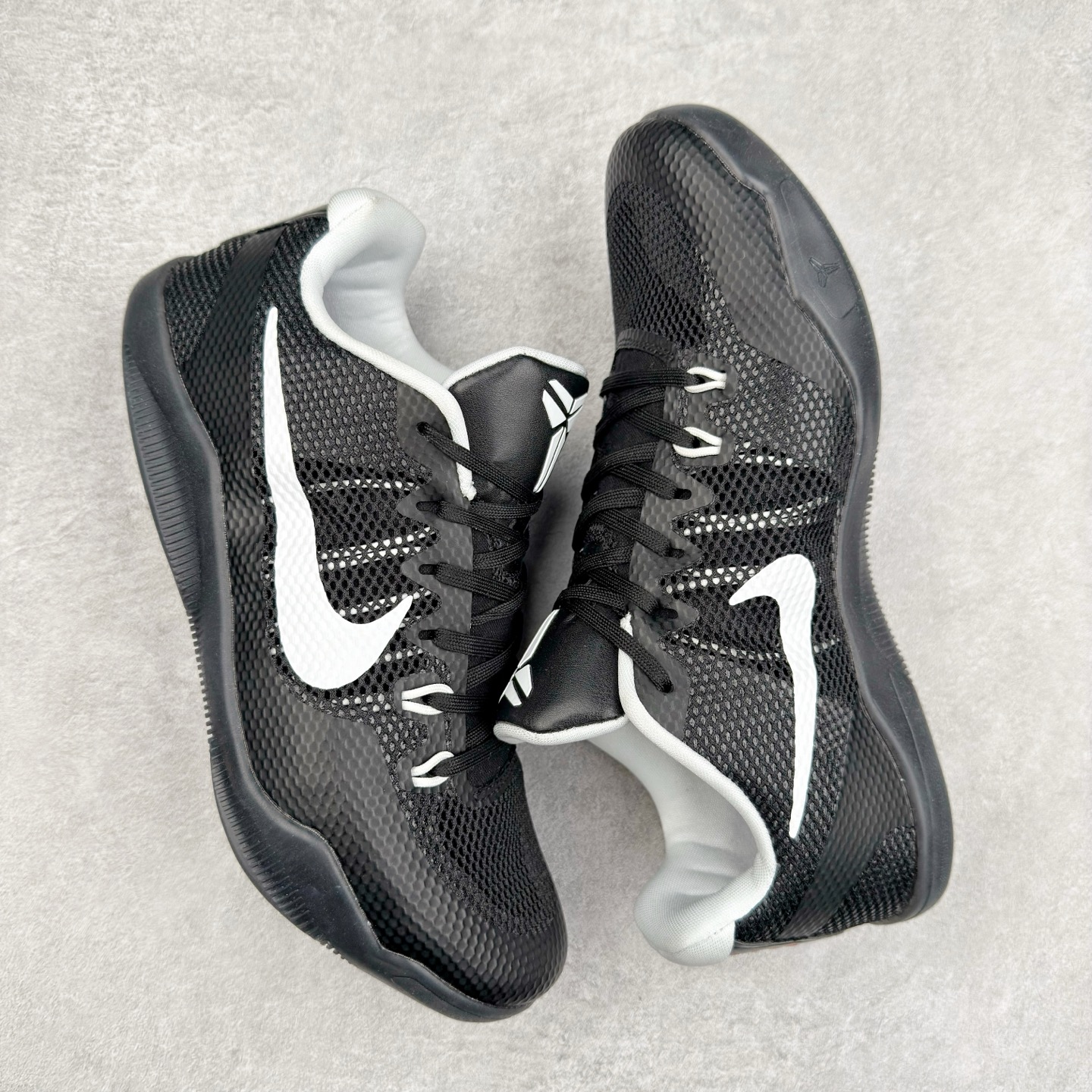 MX Kobe 11 Low Team Bank Black 科比11 低筒  前掌LUNARLON 鞋墊 籃球鞋 實戰鞋 球鞋 男鞋 波鞋 黑白 856485-001