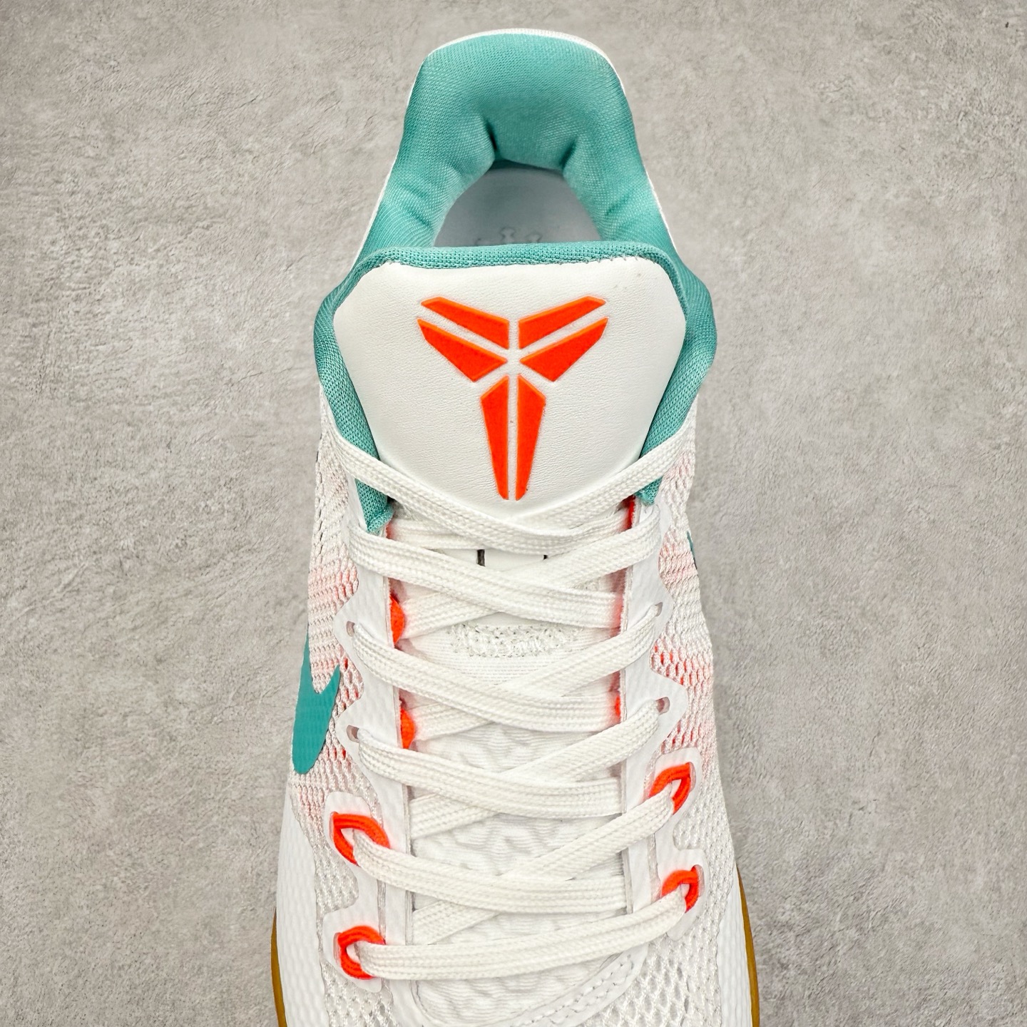 MX Kobe 11 LowSummer 科比11 低筒  前掌LUNARLON 鞋墊 籃球鞋 實戰鞋 球鞋 男鞋 波鞋 白绿 836184-103