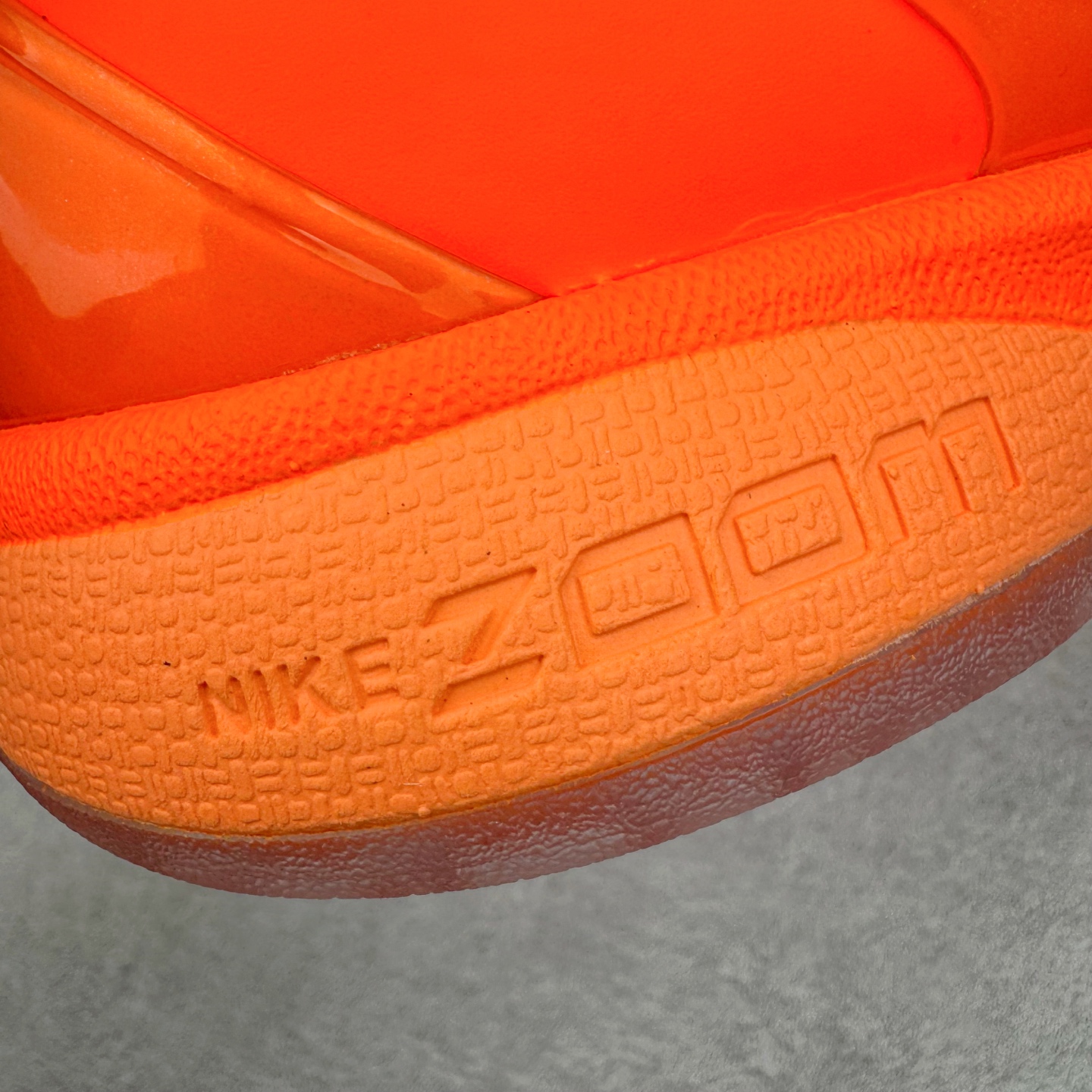 GX Kobe6 Total Orange 前掌Zoom Turbo 气垫 后掌EVA缓震 低筒 球鞋 籃球鞋 實戰鞋  真碳板 男鞋  波鞋  橙银色 IH1871-800