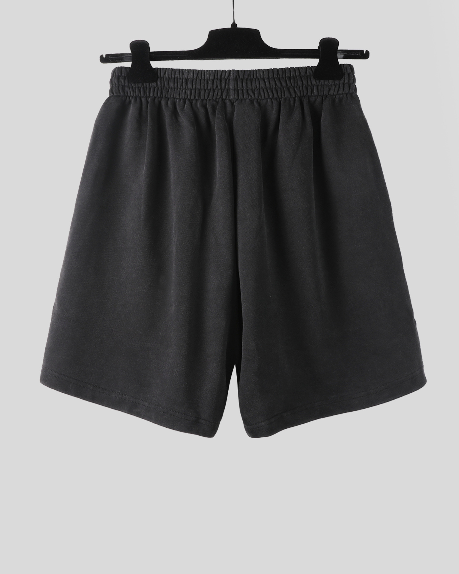 Balenciaga 巴黎世家  520限定短裤 松紧腰运动裤 短裤 裤子 休闲裤 水洗黑 白色A2 676137TMVL63425