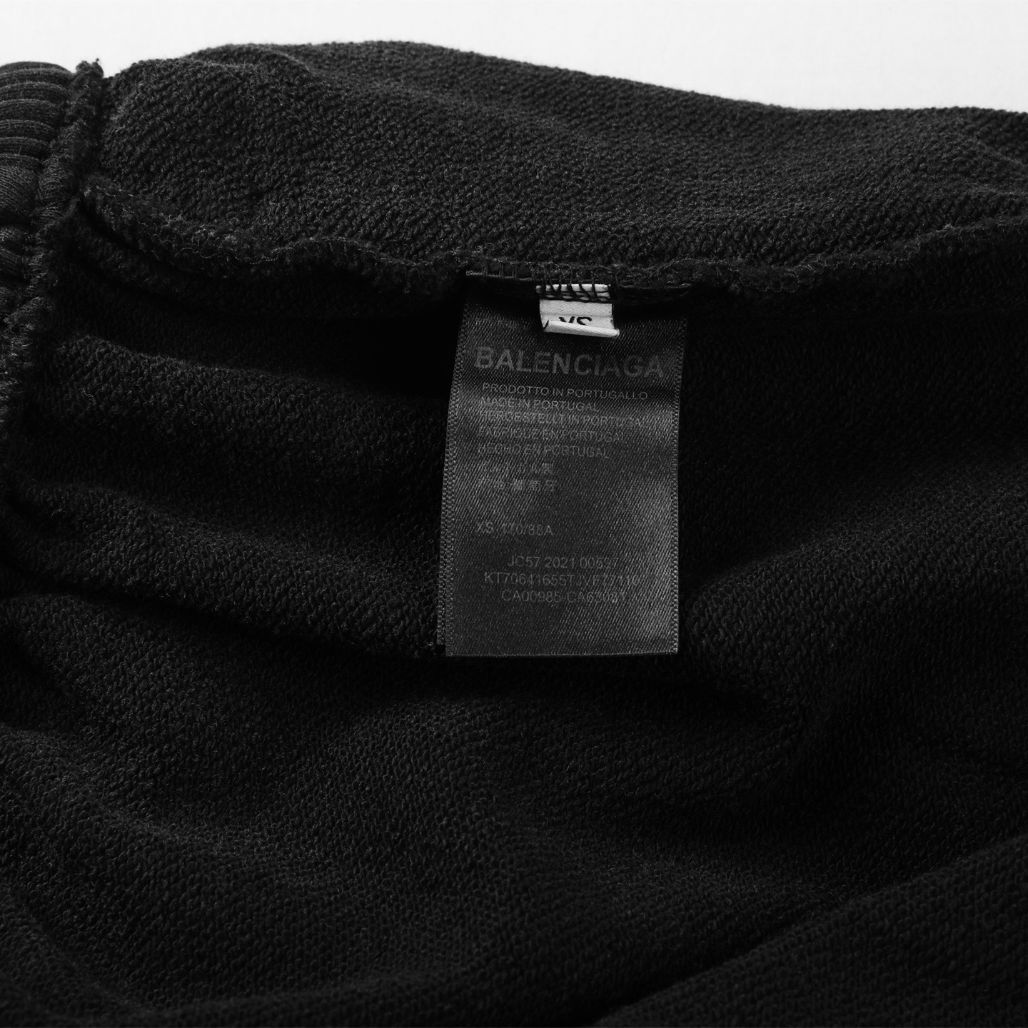 Balenciaga 巴黎世家  520限定短裤 松紧腰运动裤 短裤 裤子 休闲裤 水洗黑 白色A2 676137TMVL63425