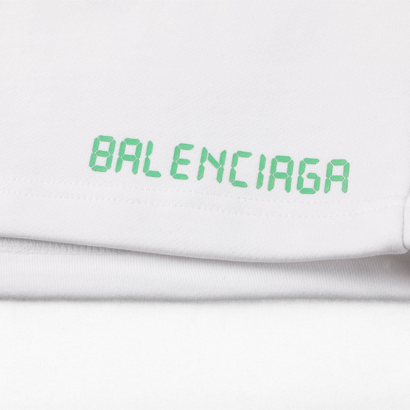 Balenciaga 巴黎世家  520限定短裤 松紧腰运动裤 短裤 裤子 休闲裤 水洗黑 白色A2 676137TMVL63425