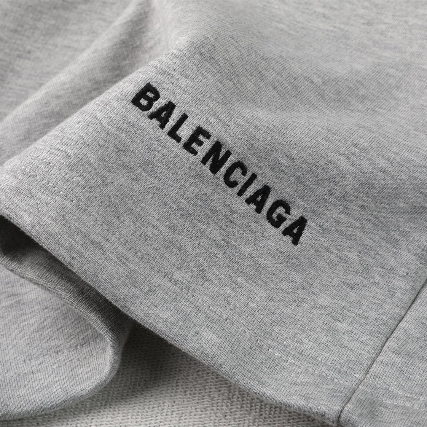 Balenciaga 巴黎世家 前后字母logo刺绣短裤  松紧腰运动裤 短裤 裤子 休闲裤 水洗黑 白色 灰色 棕色 黑白A2 674591