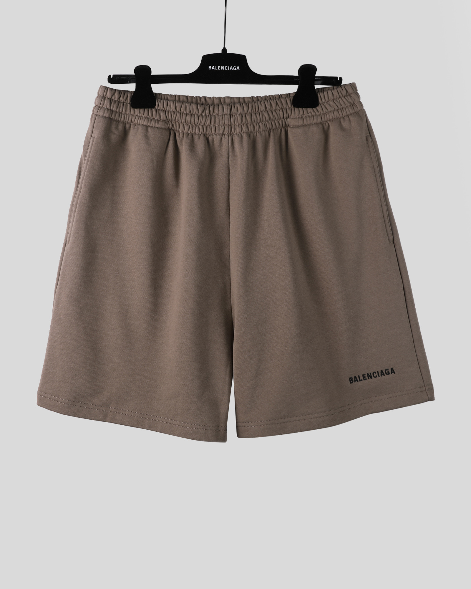 Balenciaga 巴黎世家 前后字母logo刺绣短裤  松紧腰运动裤 短裤 裤子 休闲裤 水洗黑 白色 灰色 棕色 黑白A2 674591