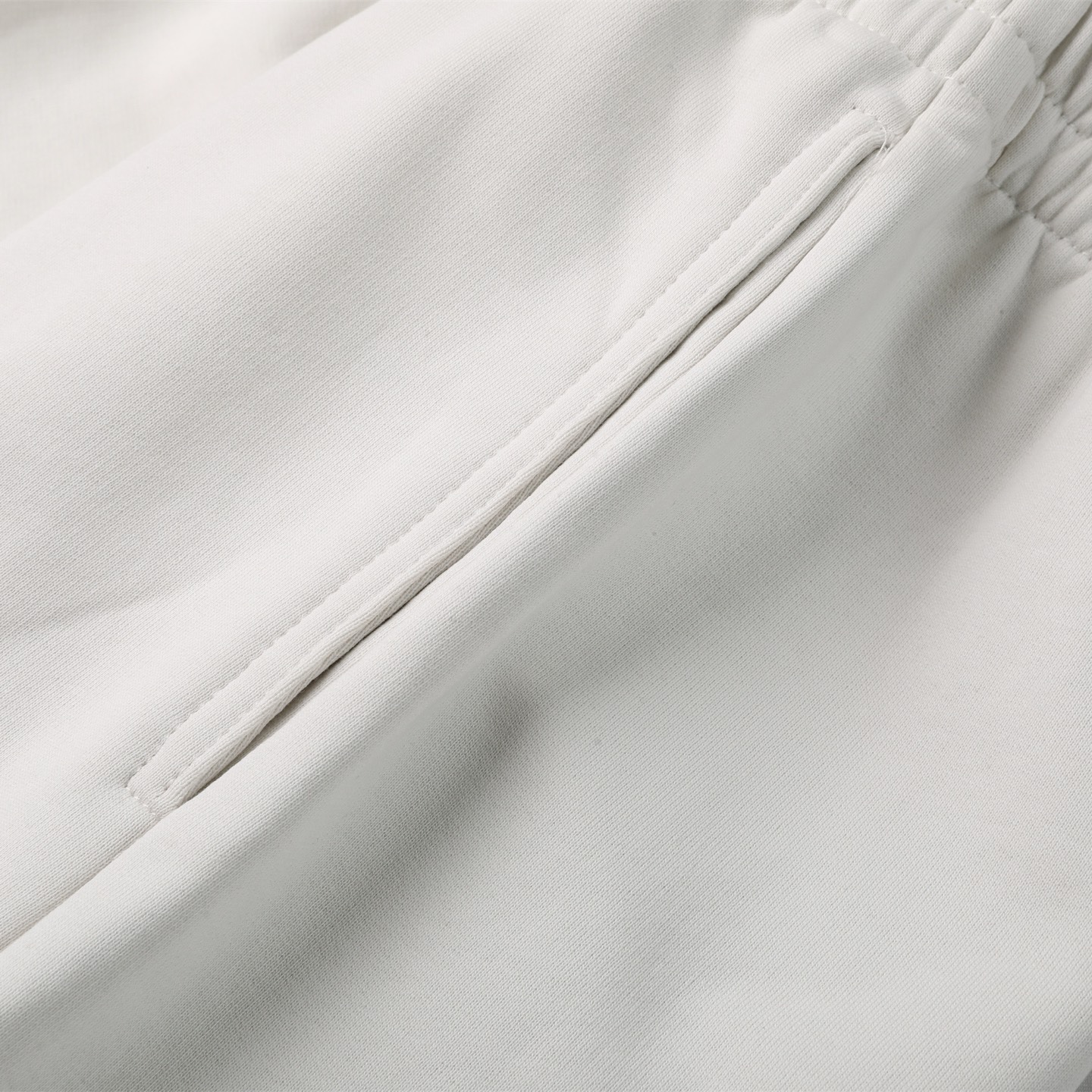 Balenciaga 巴黎世家 可乐刺绣短裤 松紧腰运动裤 短裤 裤子 休闲裤 蓝色 白色 灰色 深灰色A2 676137TKV91379