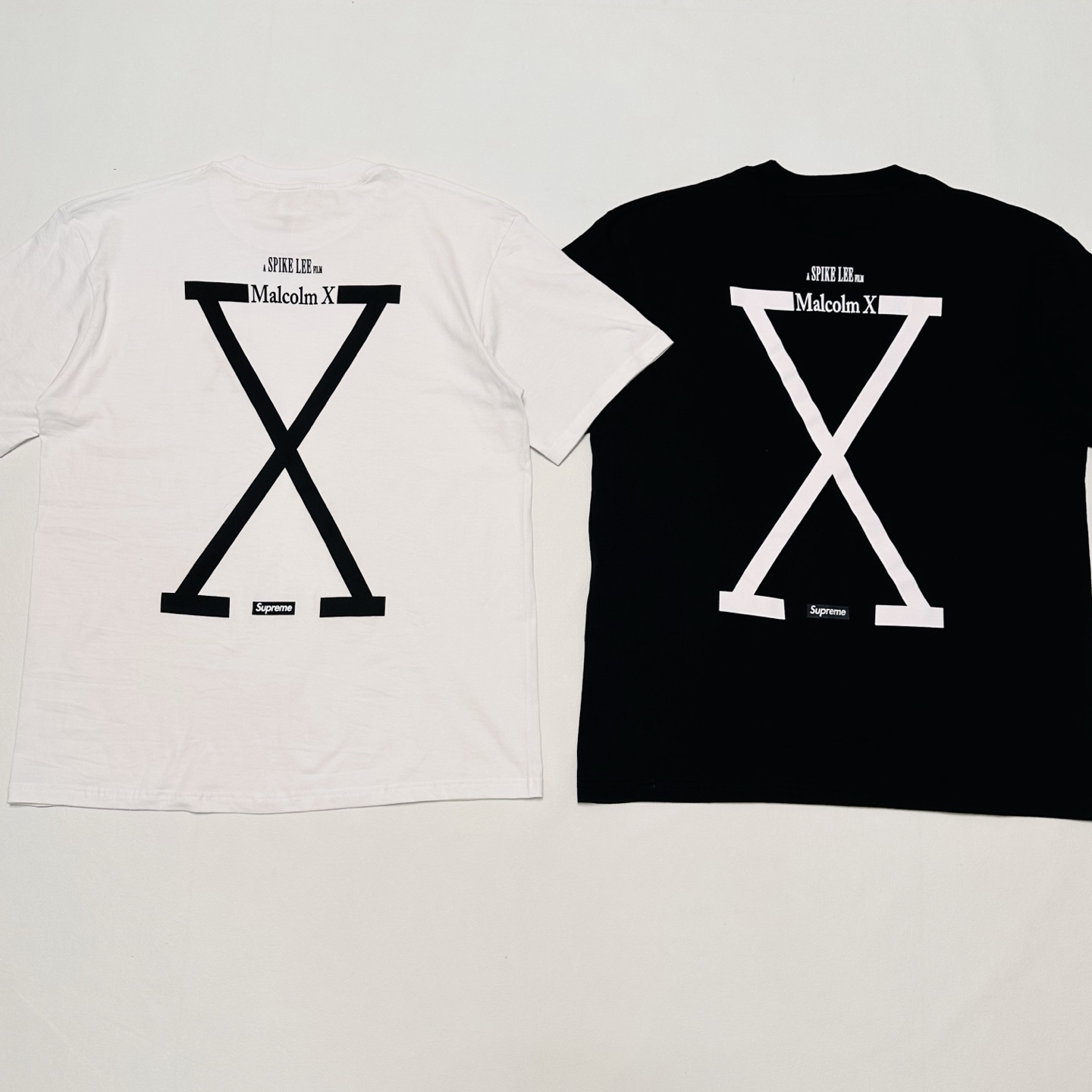 Supreme 40X Acres 联名款SS25 WEEK9 Malcolm Tee  圆领休闲 印花短袖 T恤 黑色 白色A0 SUP-SS25-248