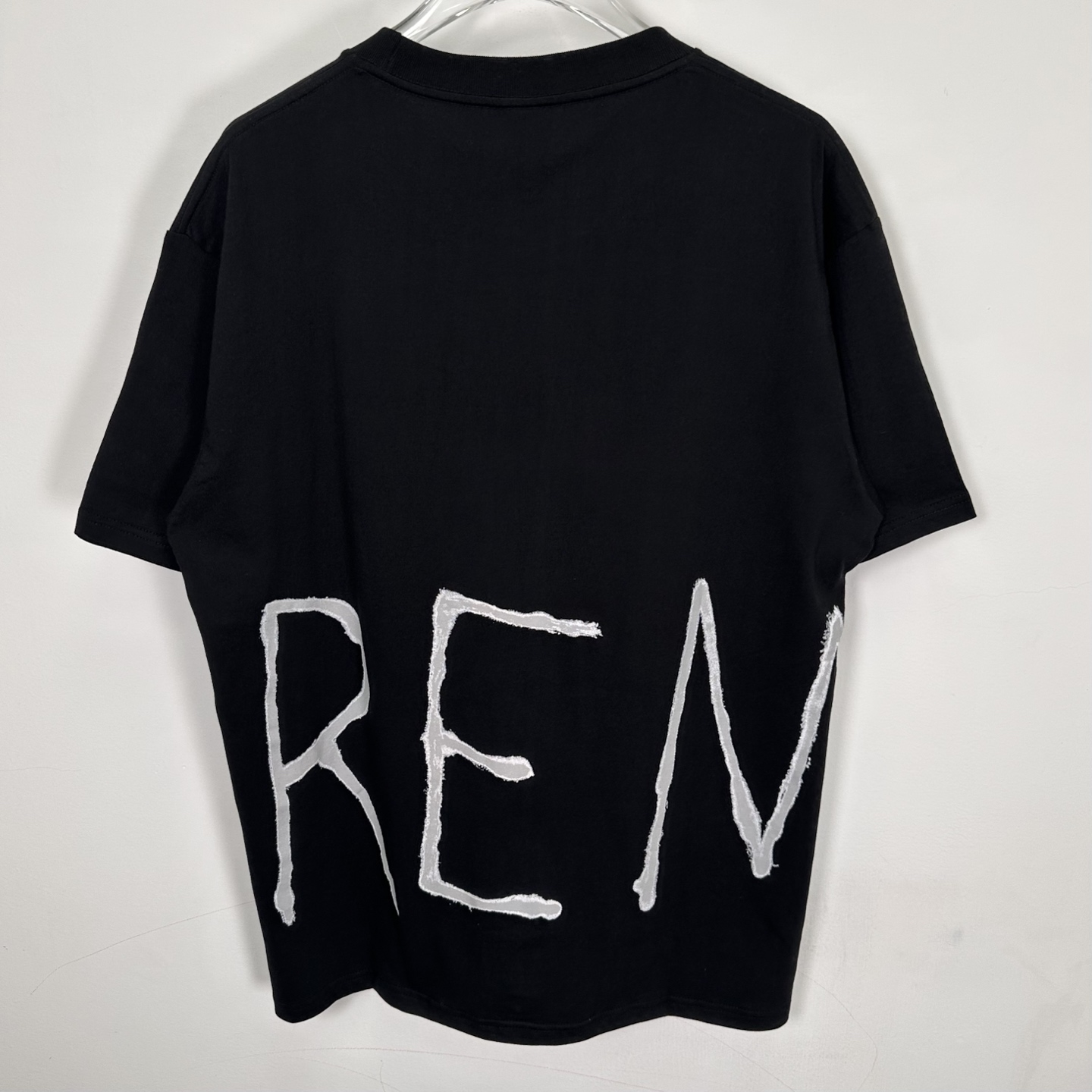 Supreme WEEK7 Painted Tee 圆领休闲 印花短袖 T恤 大字  黑色 白色   A0 SUP-SS25-241