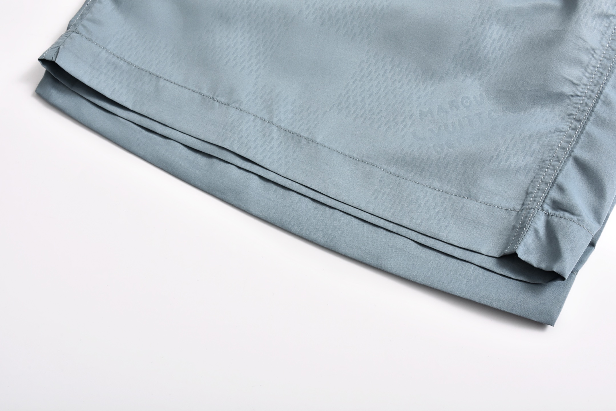 LOUIS VUITTON 路易威登 LV 棋盘格沙滩满印  短裤 牛仔休闲裤 裤子 五分裤 蓝色A2 1AHUWQ