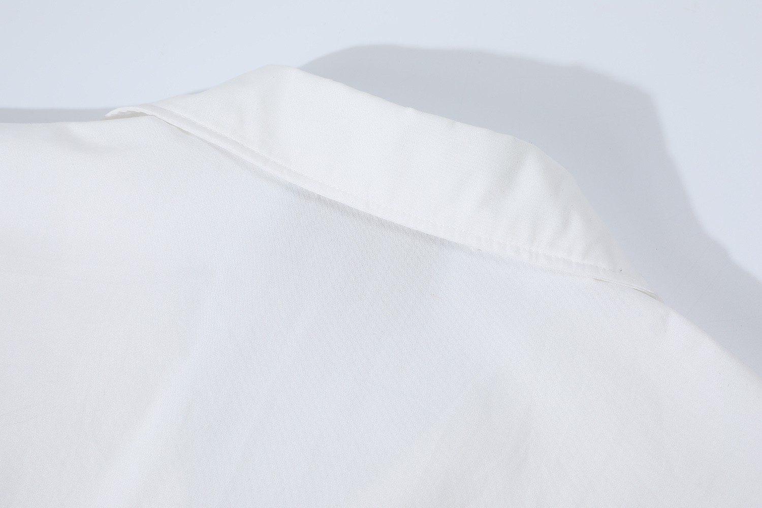 PRADA 普拉达 口袋微标   衬衫 休闲夏季 短袖 T恤 白色A5 UUICS339-1W7O-F0009