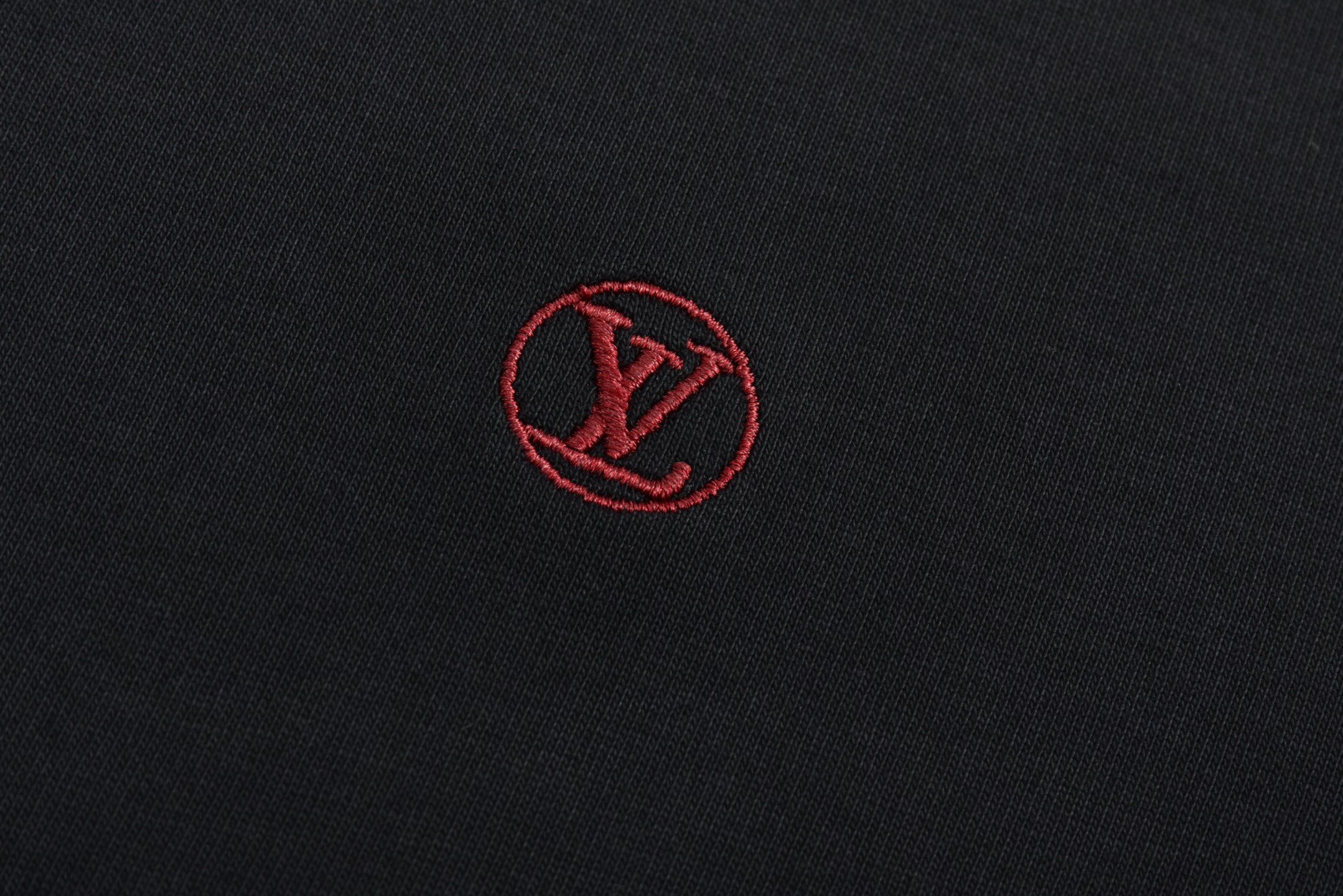  LOUIS VUITTON 路易威登 LV 小logo 夏季 T恤 男女同款  短袖 黑色A2 1A1SA4 