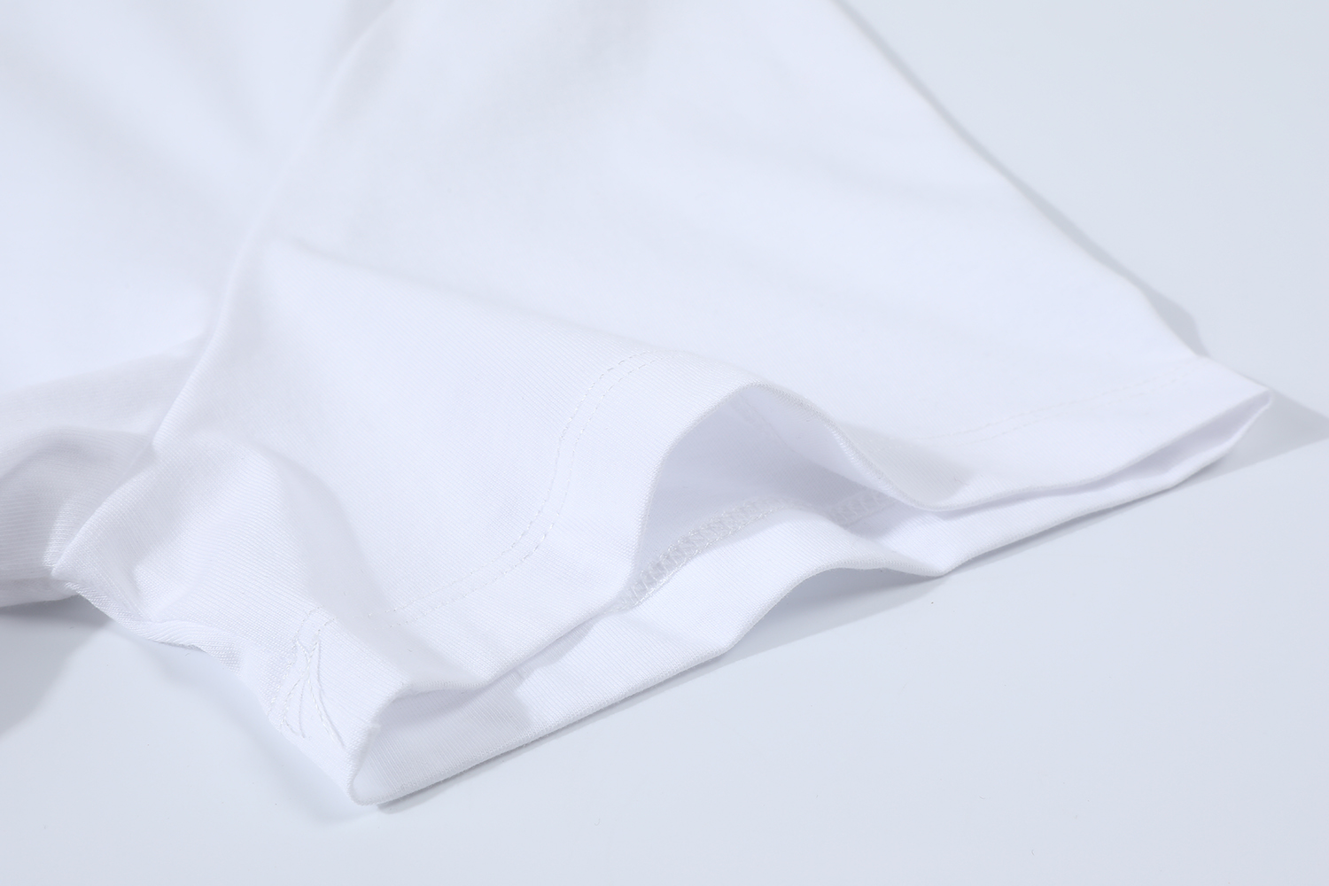  DIOR 迪奥 小字母 T恤 棉质夏季 短袖  黑色 白色 A2 593J668D3018-C980