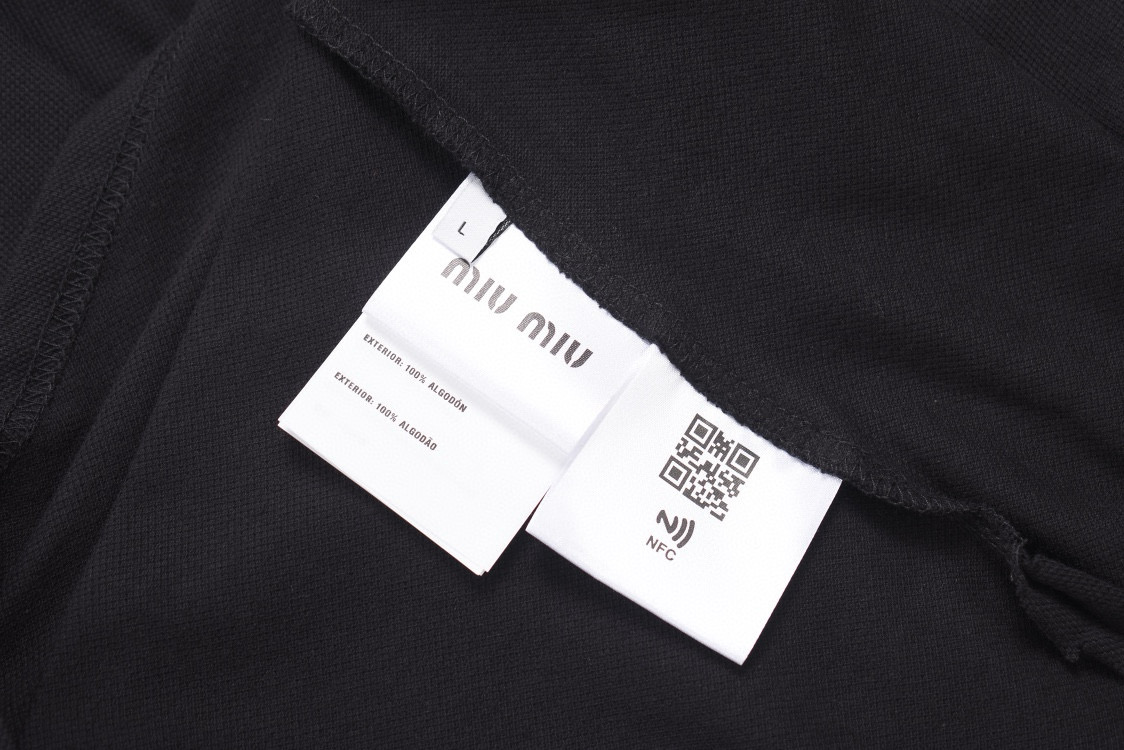 MIU MIU小刺绣POLO衫  纯色短袖 休闲T恤 夏季 黑色 白色 蓝色A2 