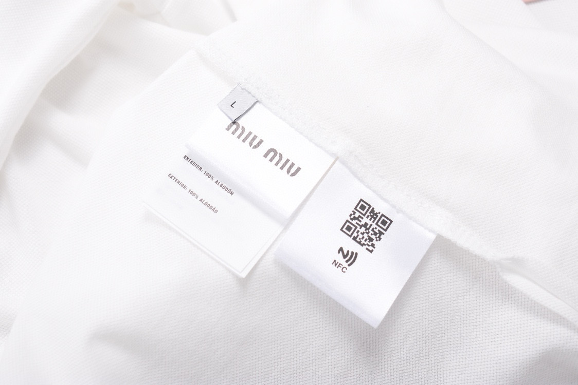 MIU MIU小刺绣POLO衫  纯色短袖 休闲T恤 夏季 黑色 白色 蓝色A2 