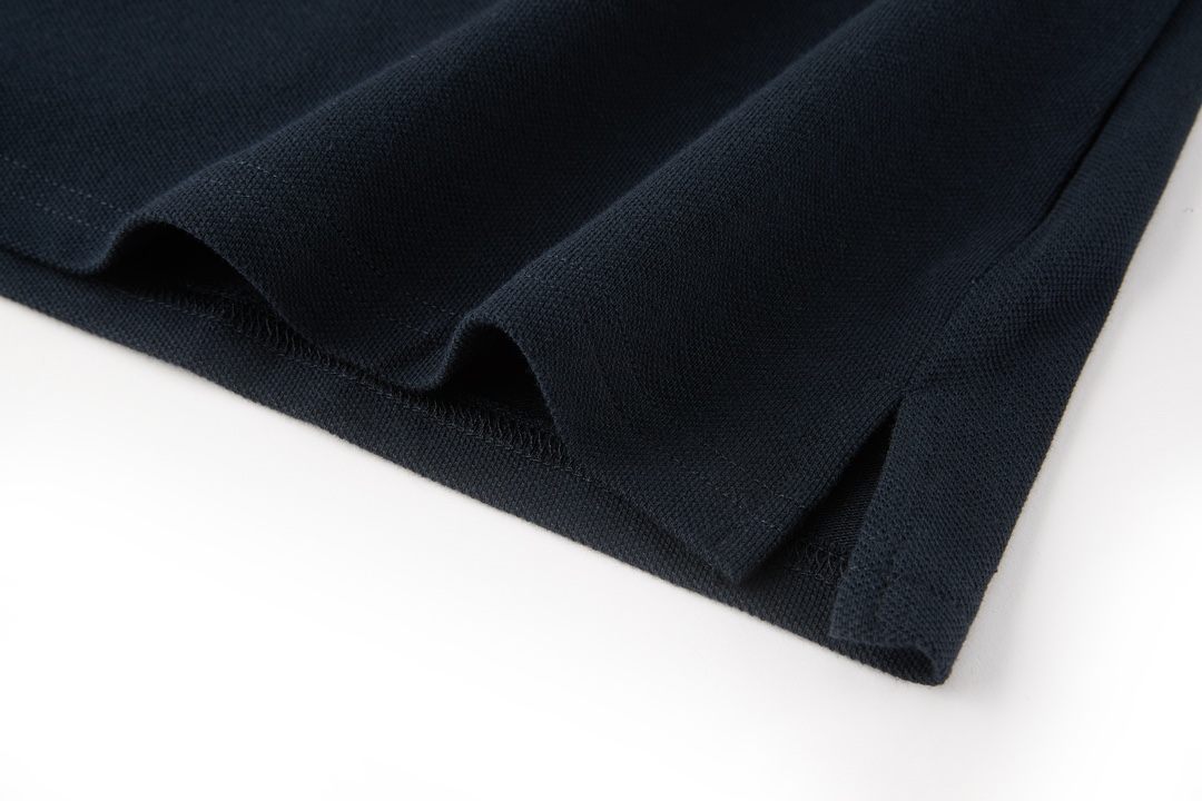 MIU MIU小刺绣POLO衫  纯色短袖 休闲T恤 夏季 黑色 白色 蓝色A2 