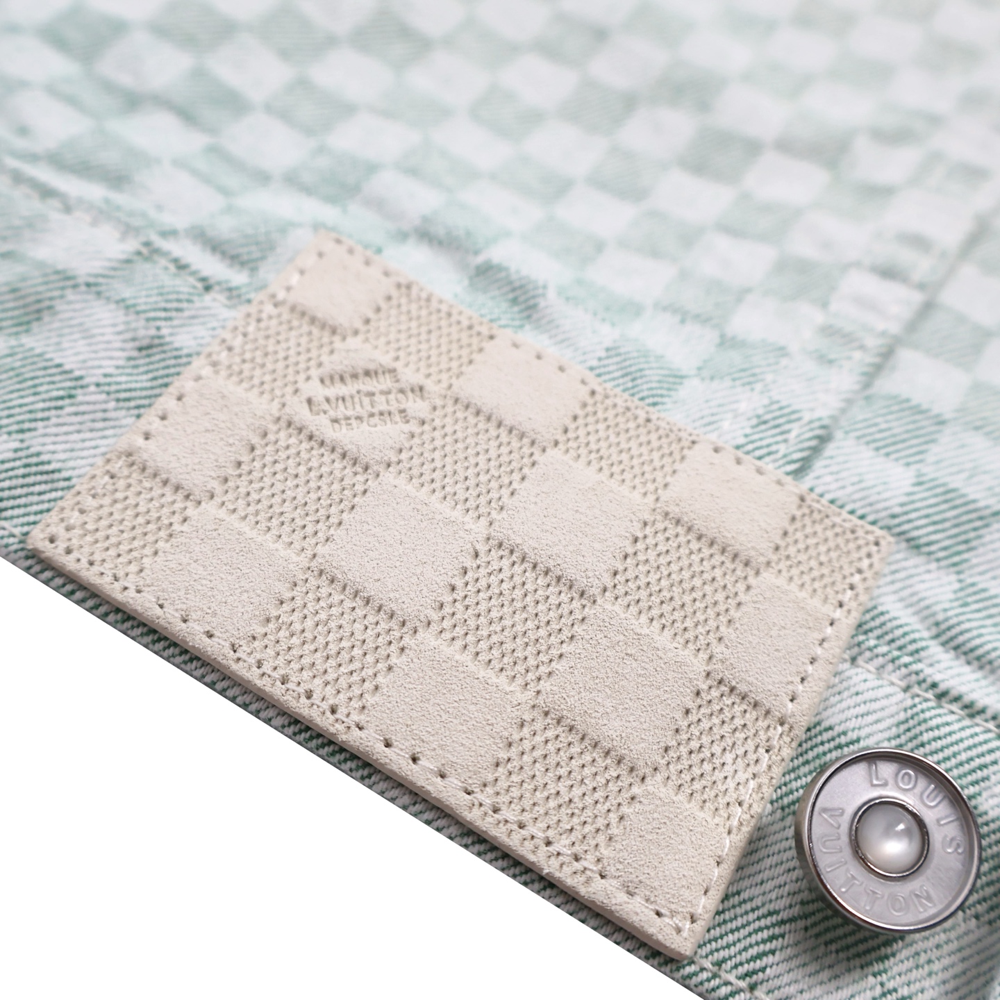 LOUIS VUITTON 路易威登  LV 渐变棋盘格马赛克效果翻领牛仔外套 牛仔衣 上衣 夹克  黄渐变B5